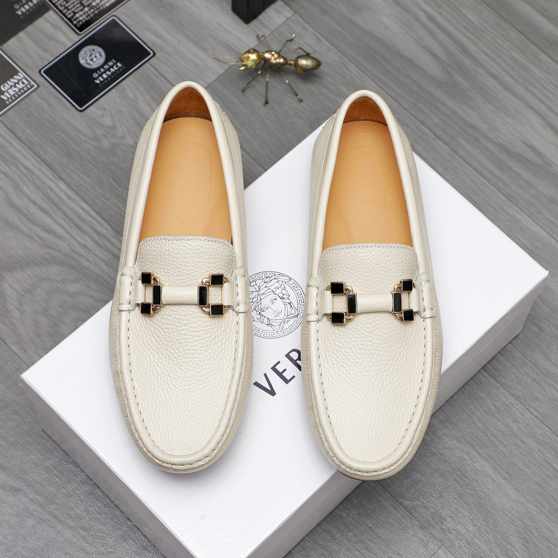 Versace Men's Leather Loafers - Classic Style & Comfort (Sizes 38-44) 3 a1742453584820 7357