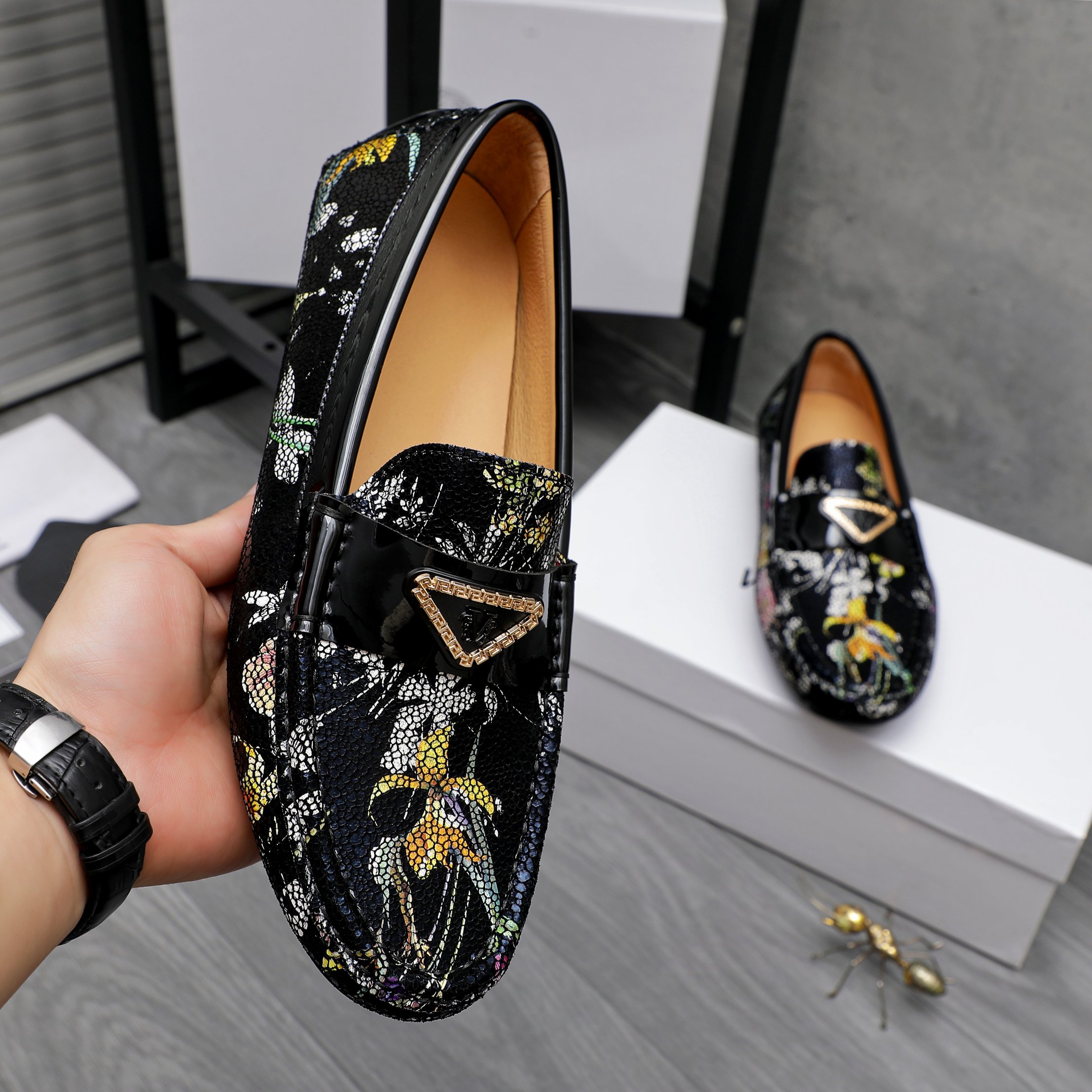 Versace Men's Floral Print Leather Loafers Slip-Ons Dress Shoes, Size 38-44 5 a1742456180212 5586