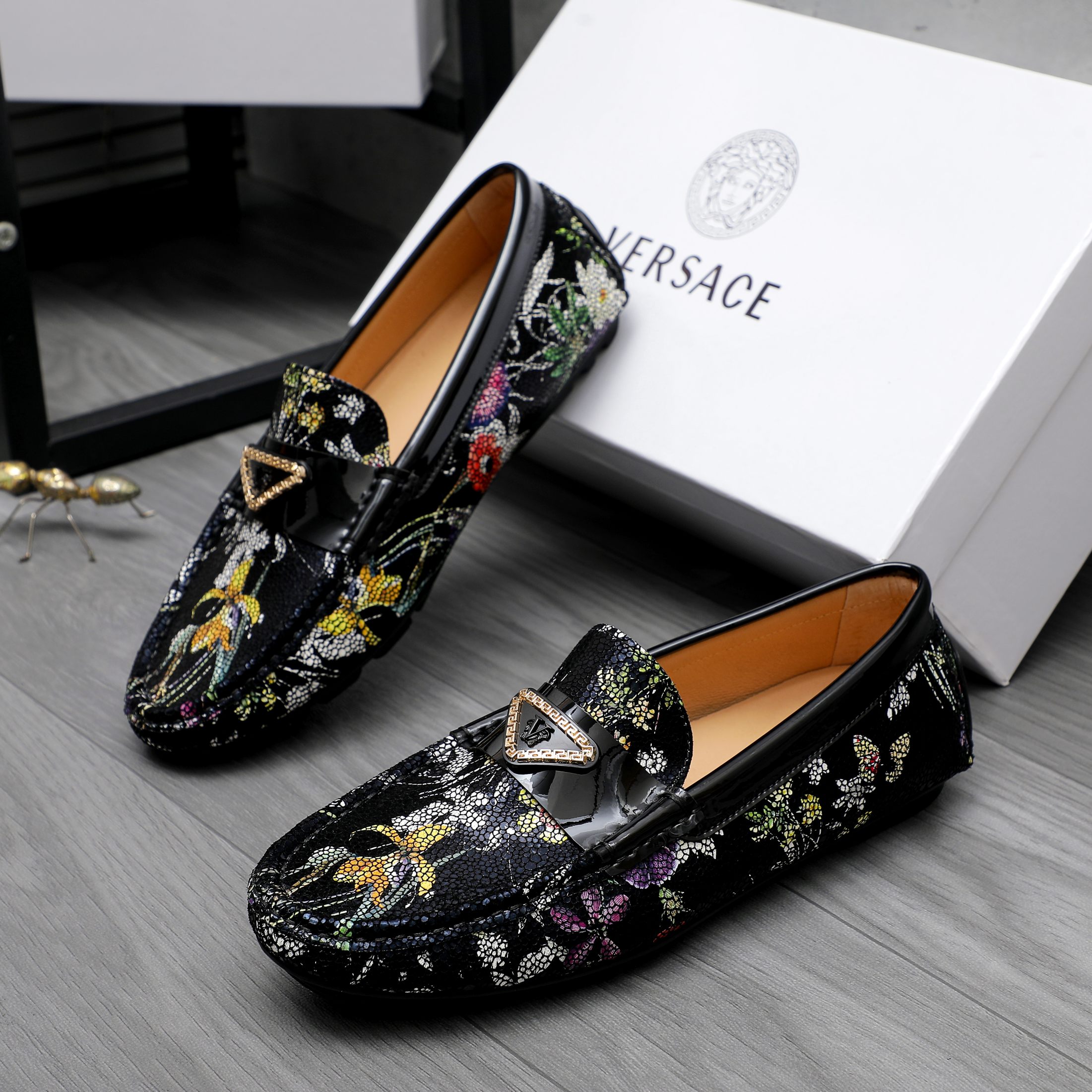 Versace Men's Floral Print Leather Loafers Slip-Ons Dress Shoes, Size 38-44 3 a1742456180323 5284
