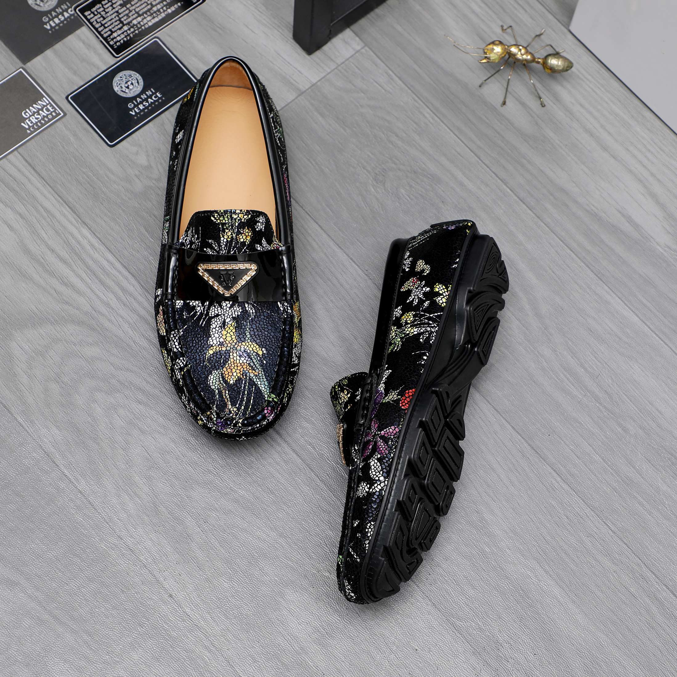Versace Men's Floral Print Leather Loafers Slip-Ons Dress Shoes, Size 38-44 4 a1742456180928 8828