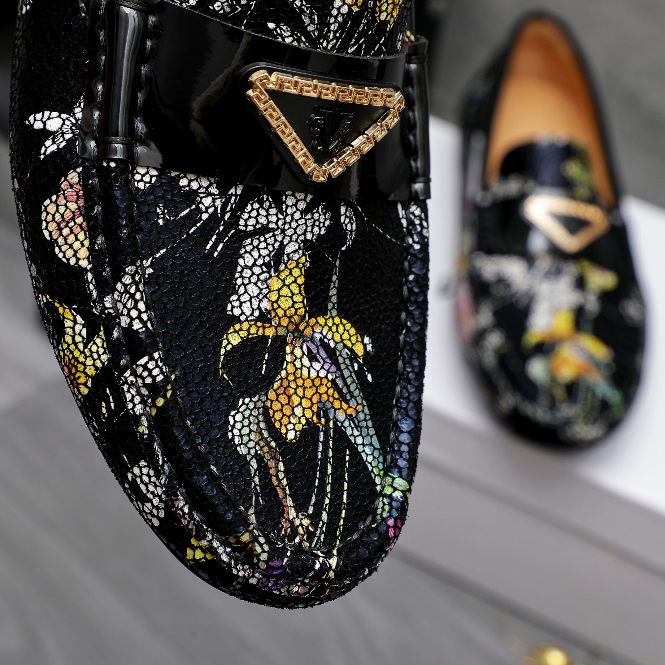 Versace Men's Floral Print Leather Loafers Slip-Ons Dress Shoes, Size 38-44 9 a1742456182328 6570