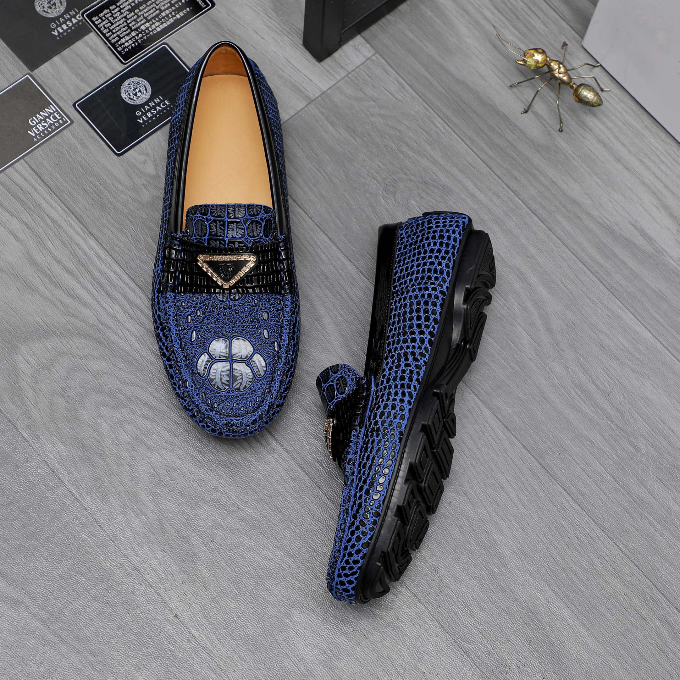Versace Men's Embossed Leather Slip-On Loafers - Stylish Comfort (Sizes 38-44) 5 a1742457021889 4704