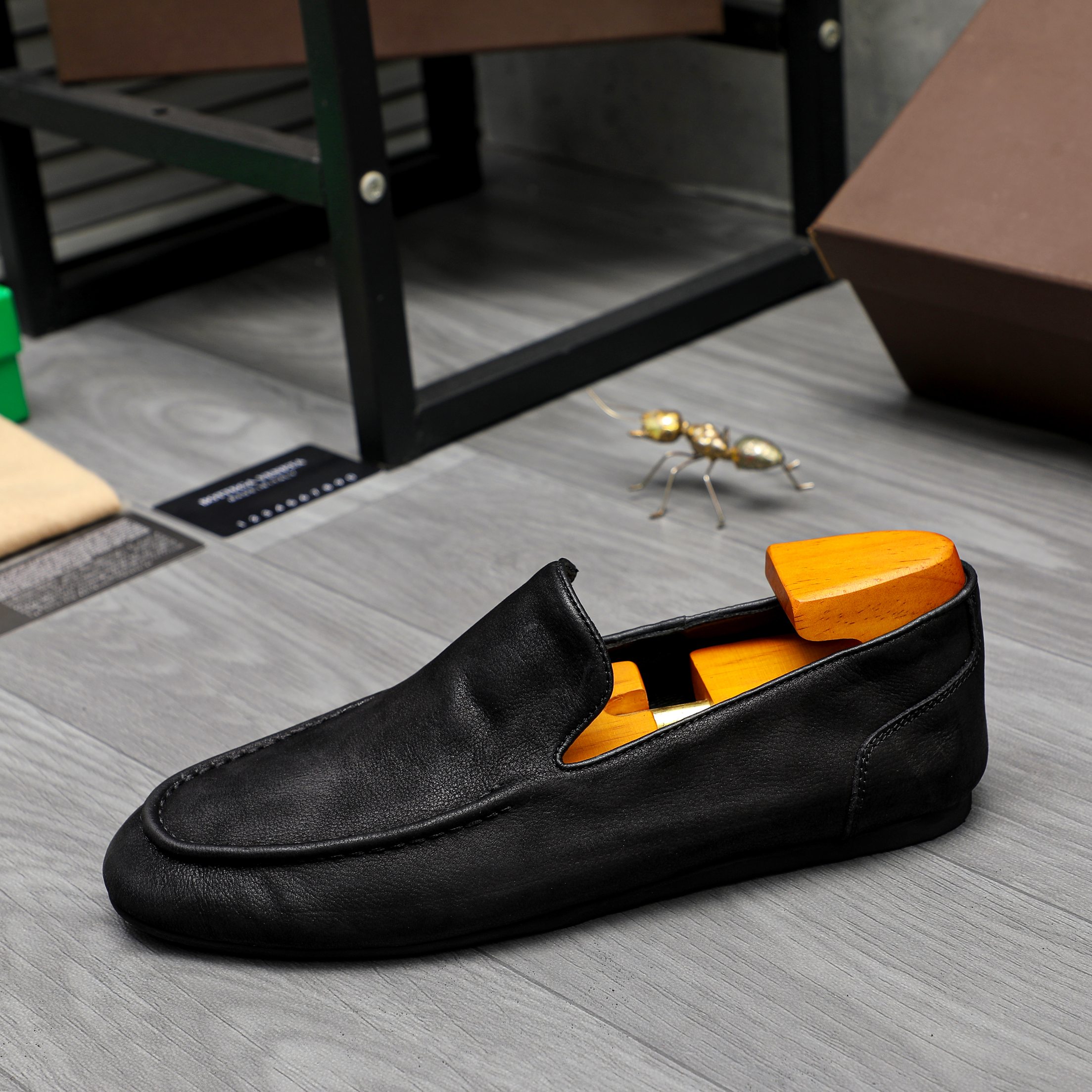 Bottega Veneta Men's Leather Slip-On Loafers, Classic Style, Sizes 39-45 7 a1743578008514 5168