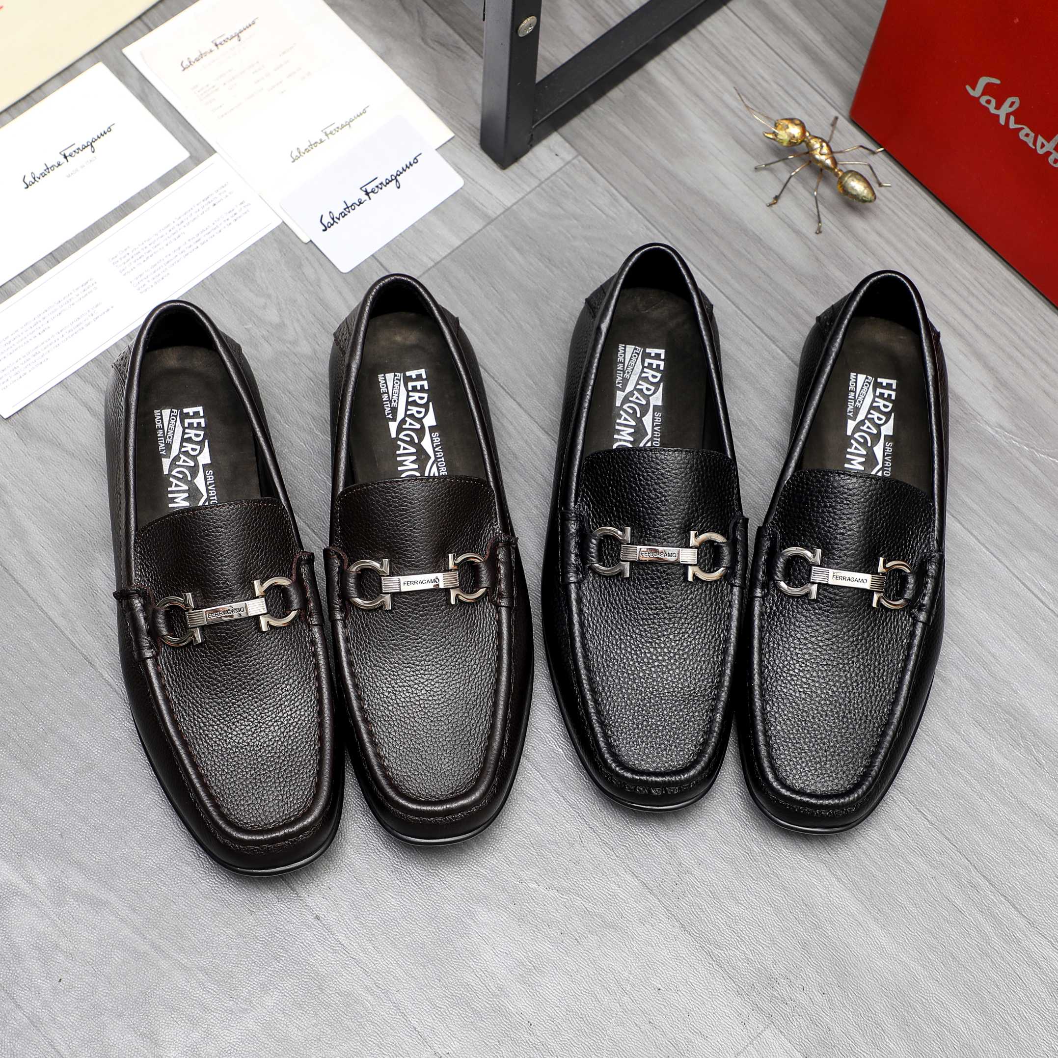 Salvatore Ferragamo Men's Leather Loafers with Gancini Ornament 2 a1743578326880 2411