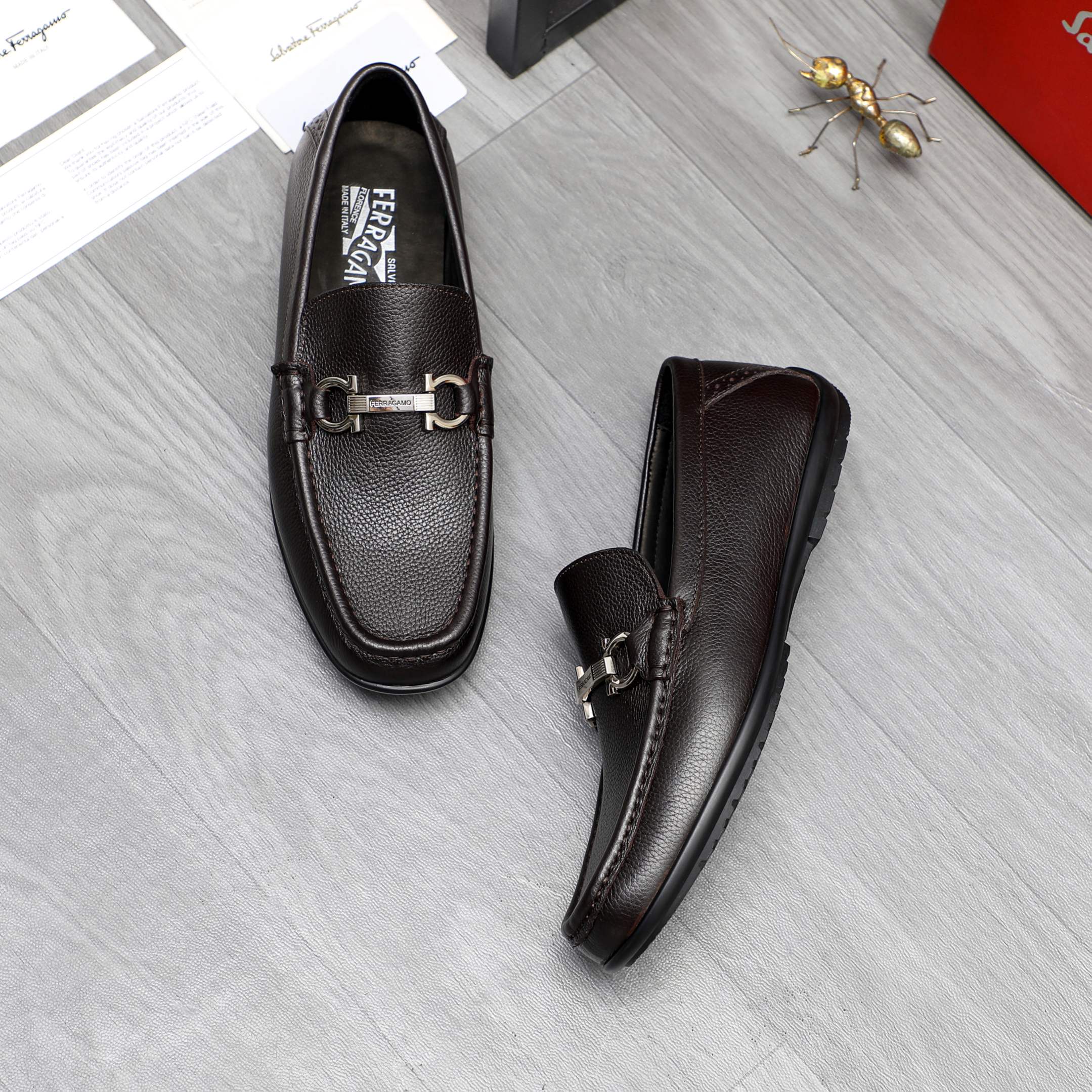 Salvatore Ferragamo Men's Leather Loafers with Gancini Ornament 5 a1743578571689 4824