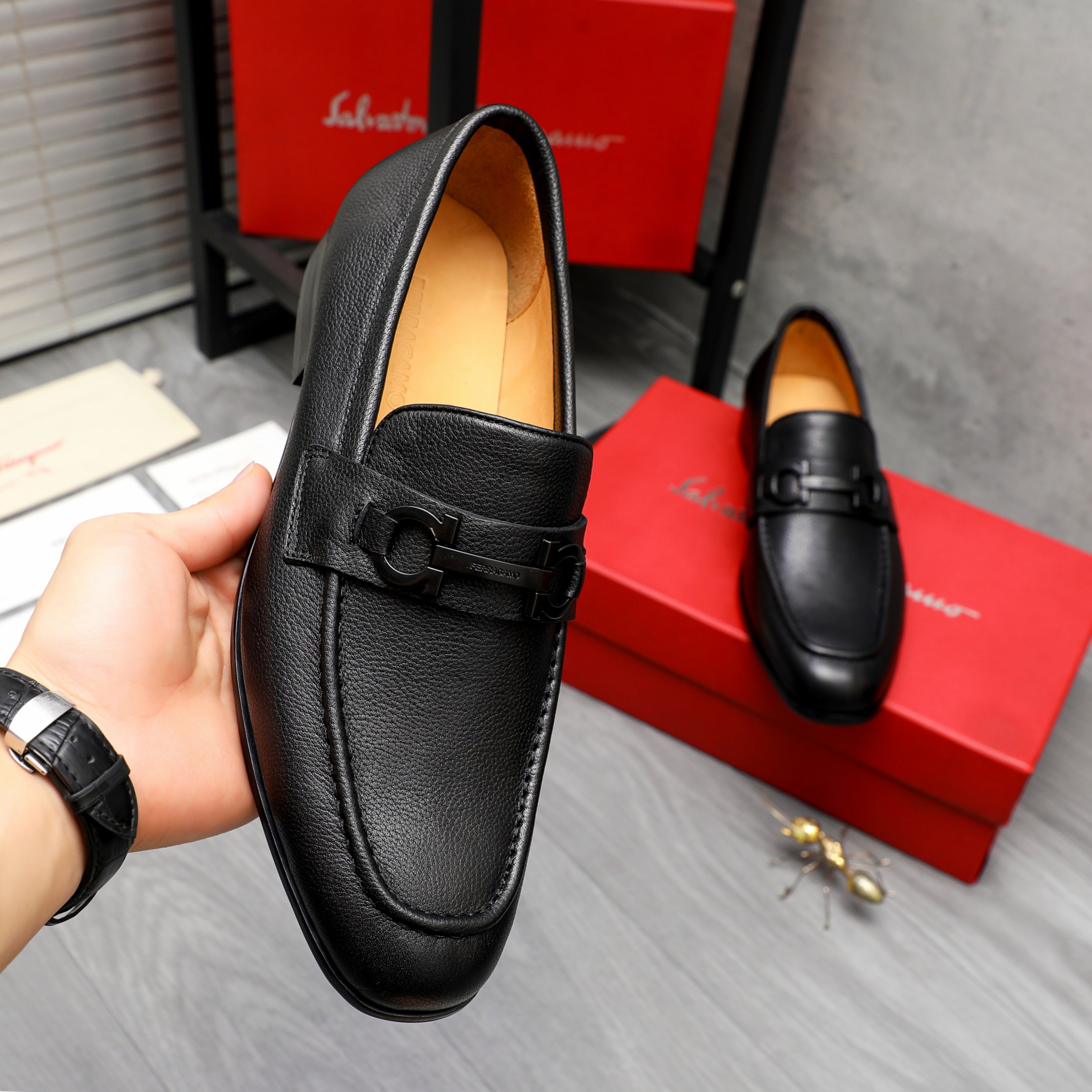Salvatore Ferragamo Men's Leather Loafers - Slip-On Dress Shoes, Black 6 a1743579454371 0217