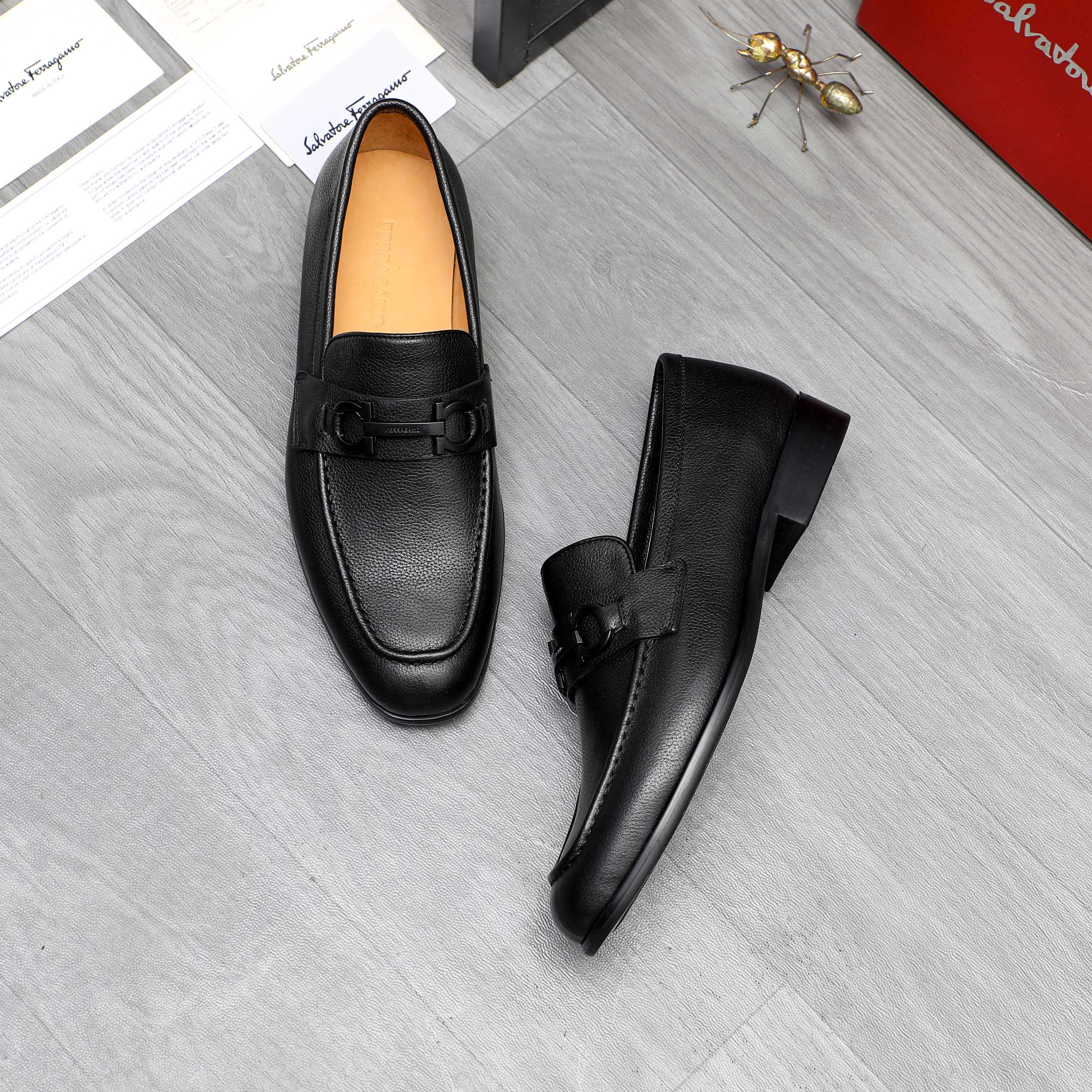 Salvatore Ferragamo Men's Leather Loafers - Slip-On Dress Shoes, Black 5 a1743579454970 7183