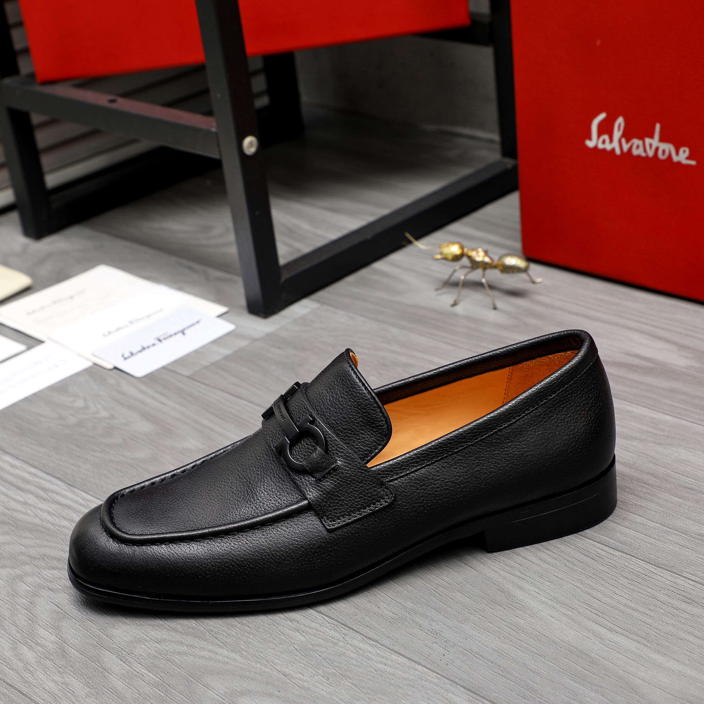 Salvatore Ferragamo Men's Leather Loafers - Slip-On Dress Shoes, Black 7 a1743579456777 4504