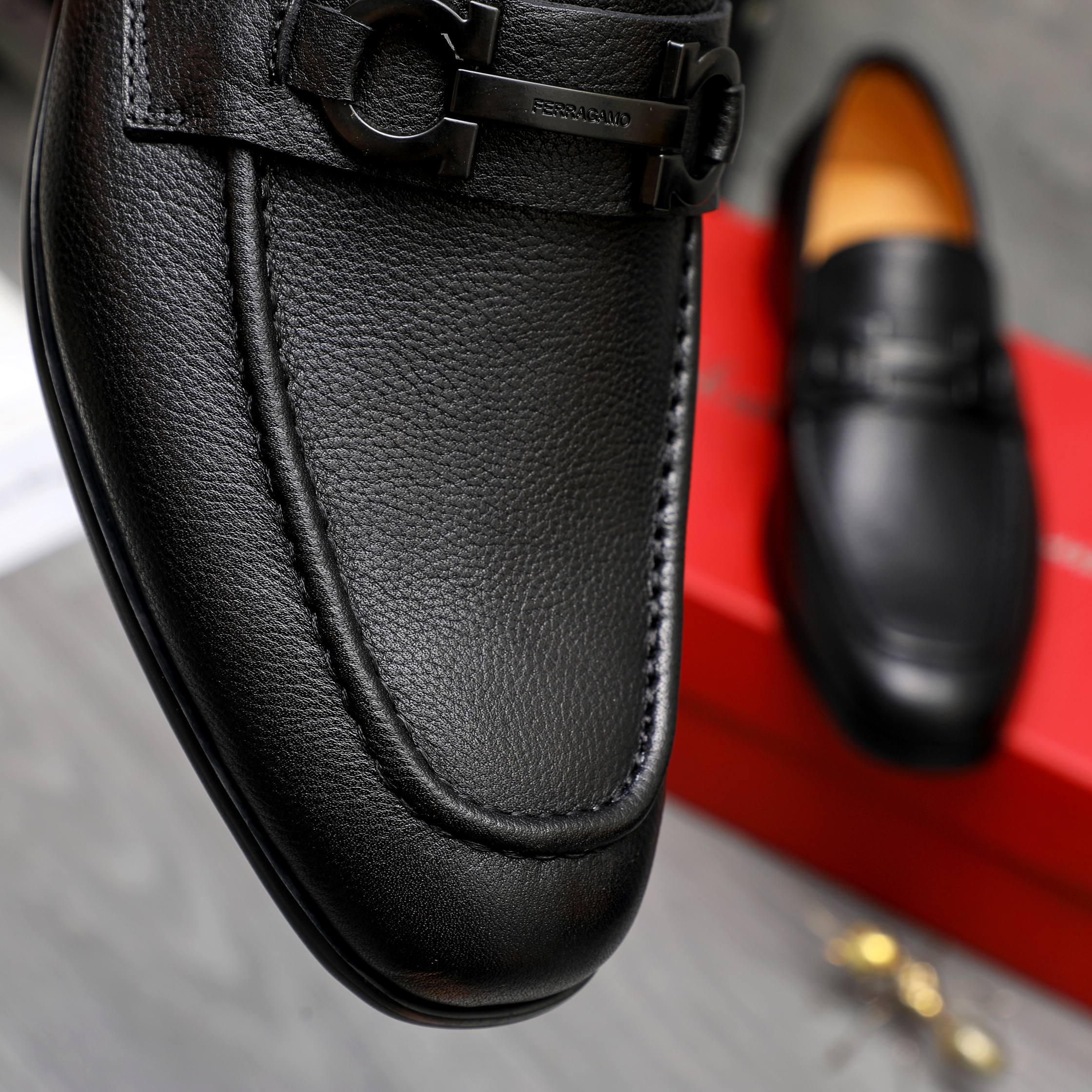Salvatore Ferragamo Men's Leather Loafers - Slip-On Dress Shoes, Black 10 a1743579456886 3156