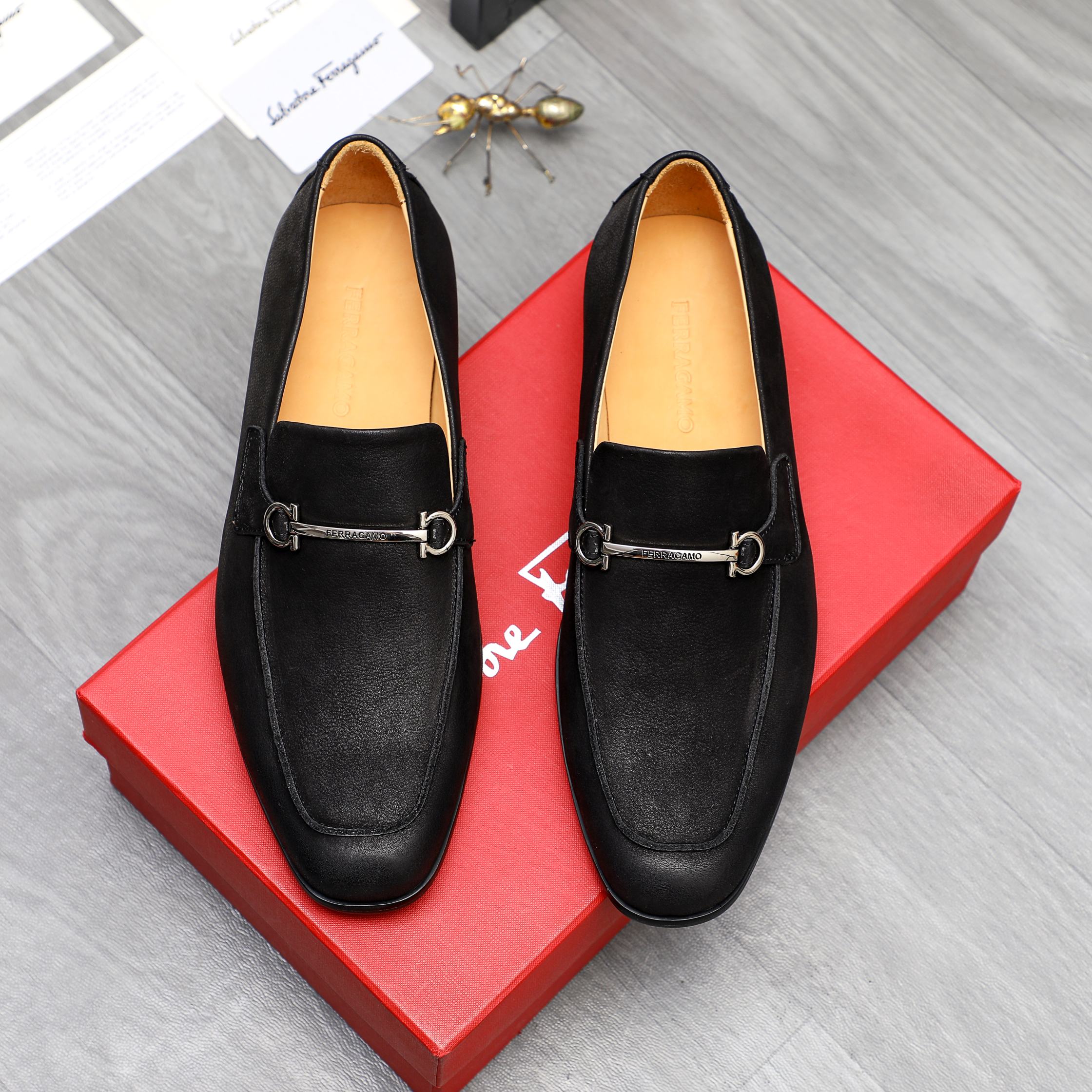 Salvatore Ferragamo Men's Black Leather Slip-On Loafers Size 39-44 3 a1743579858992 1833