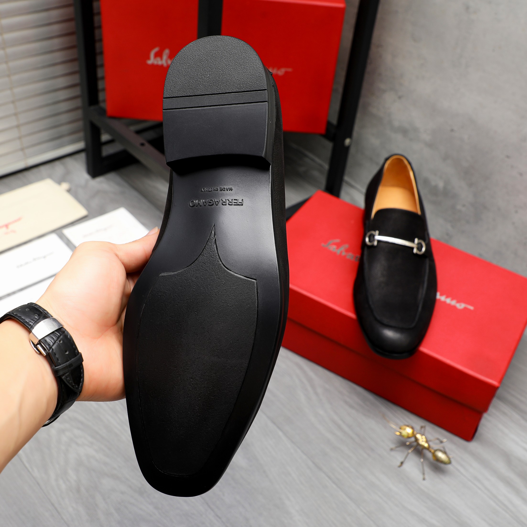 Salvatore Ferragamo Men's Black Leather Slip-On Loafers Size 39-44 9 a1743579860781 2720