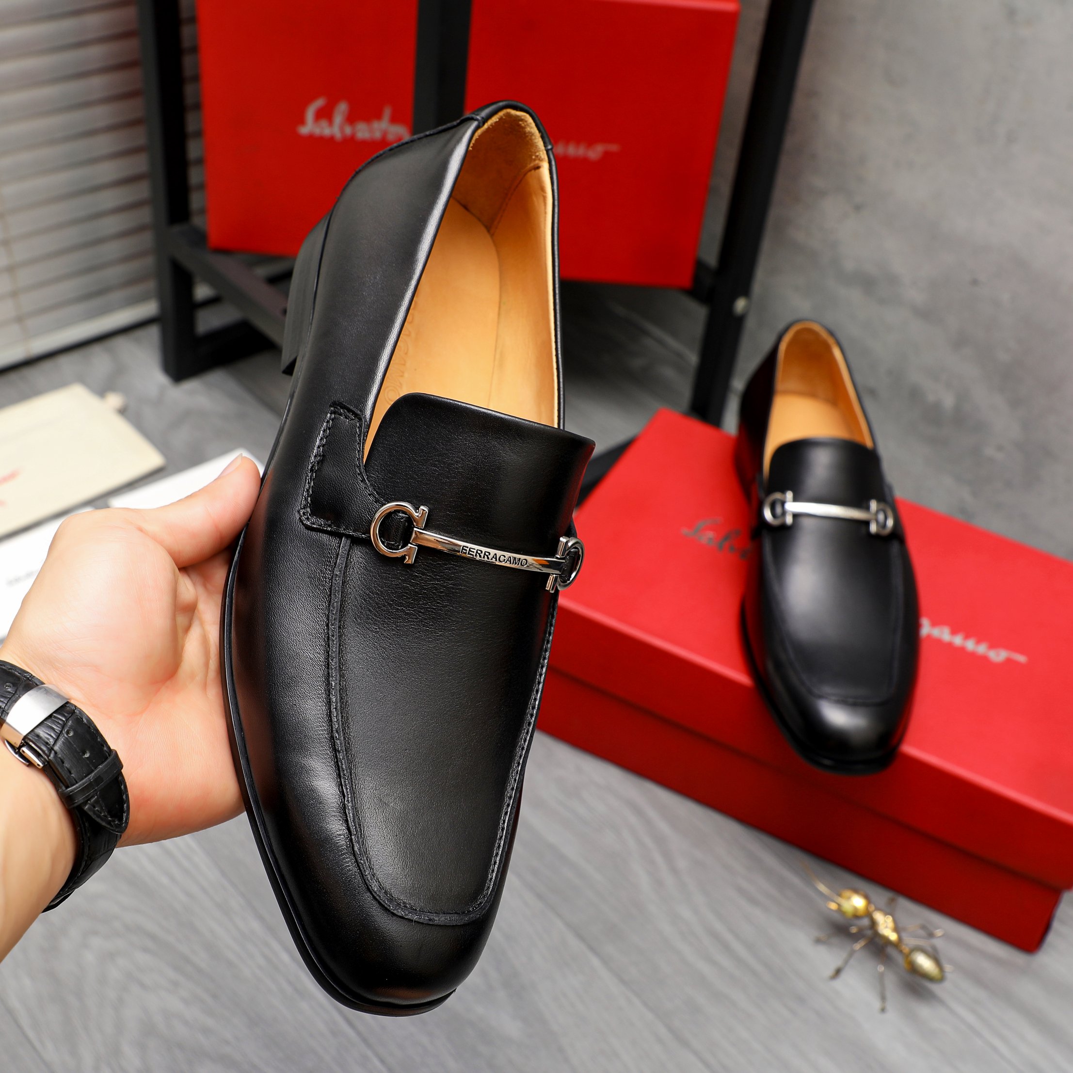 Salvatore Ferragamo Men's Leather Loafers Slip-Ons Business Dress Shoes 6 a1743579979342 1816