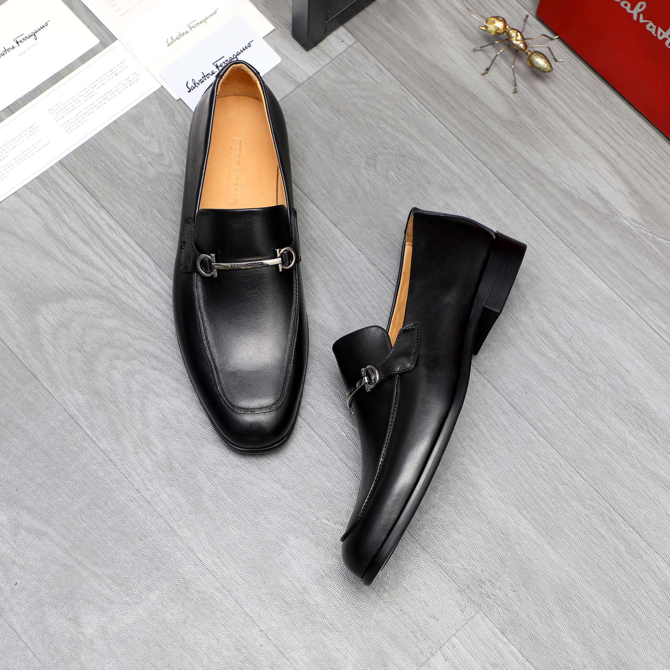 Salvatore Ferragamo Men's Leather Loafers Slip-Ons Business Dress Shoes 5 a1743579980068 2284