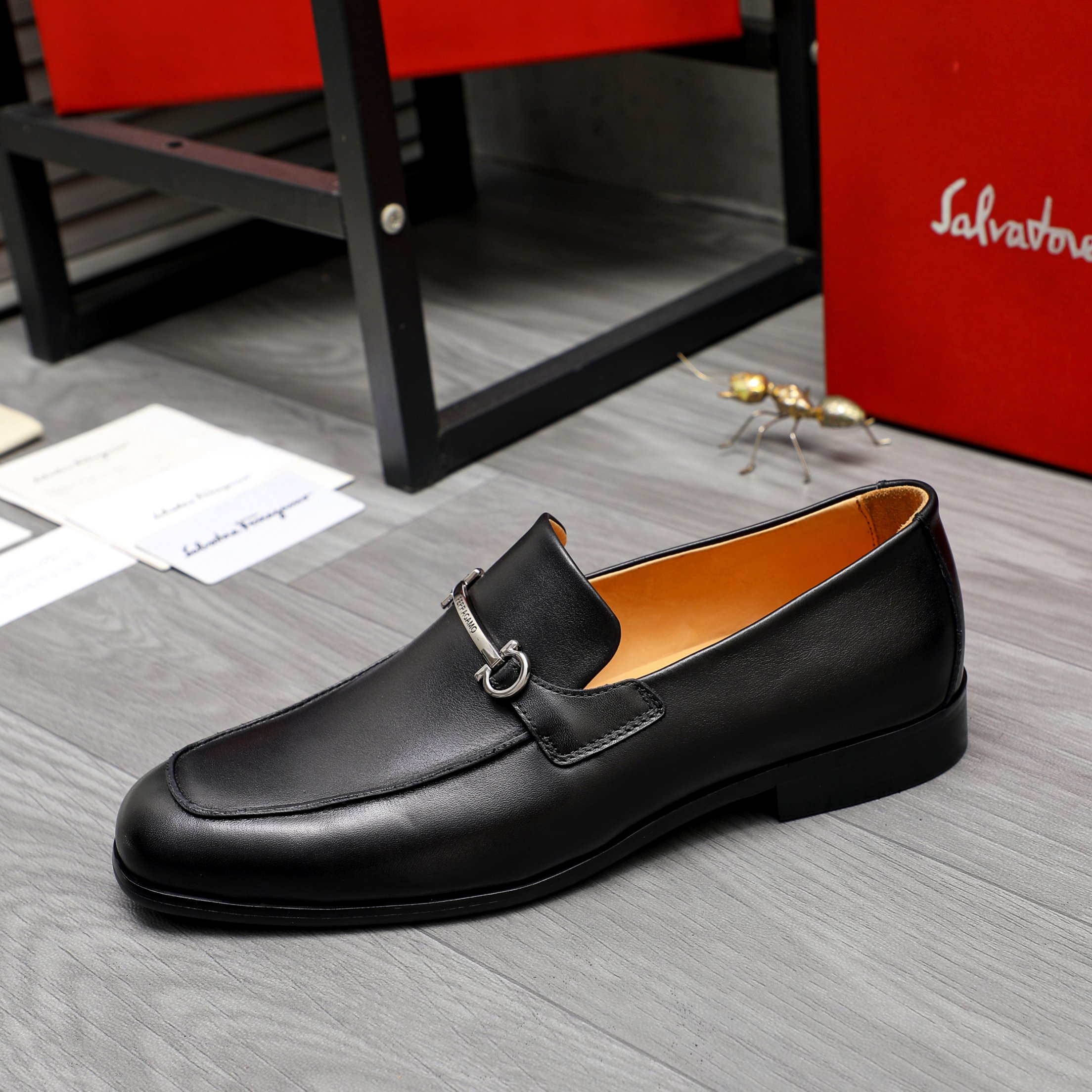 Salvatore Ferragamo Men's Leather Loafers Slip-Ons Business Dress Shoes 7 a1743579981277 8367