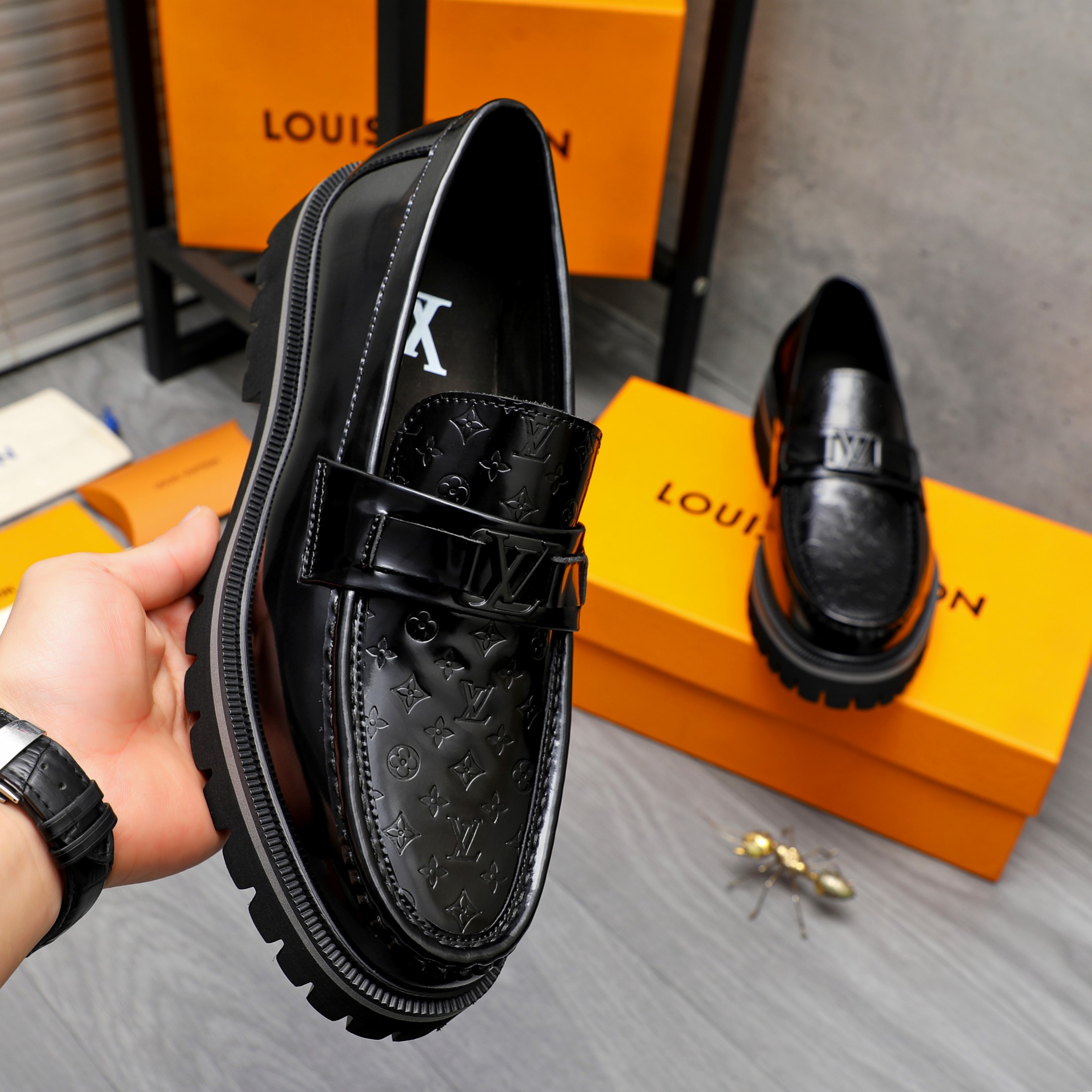Louis Vuitton Black Leather Monogram Embossed Slip-On Loafers Shoes 5 a1744098642634 0517