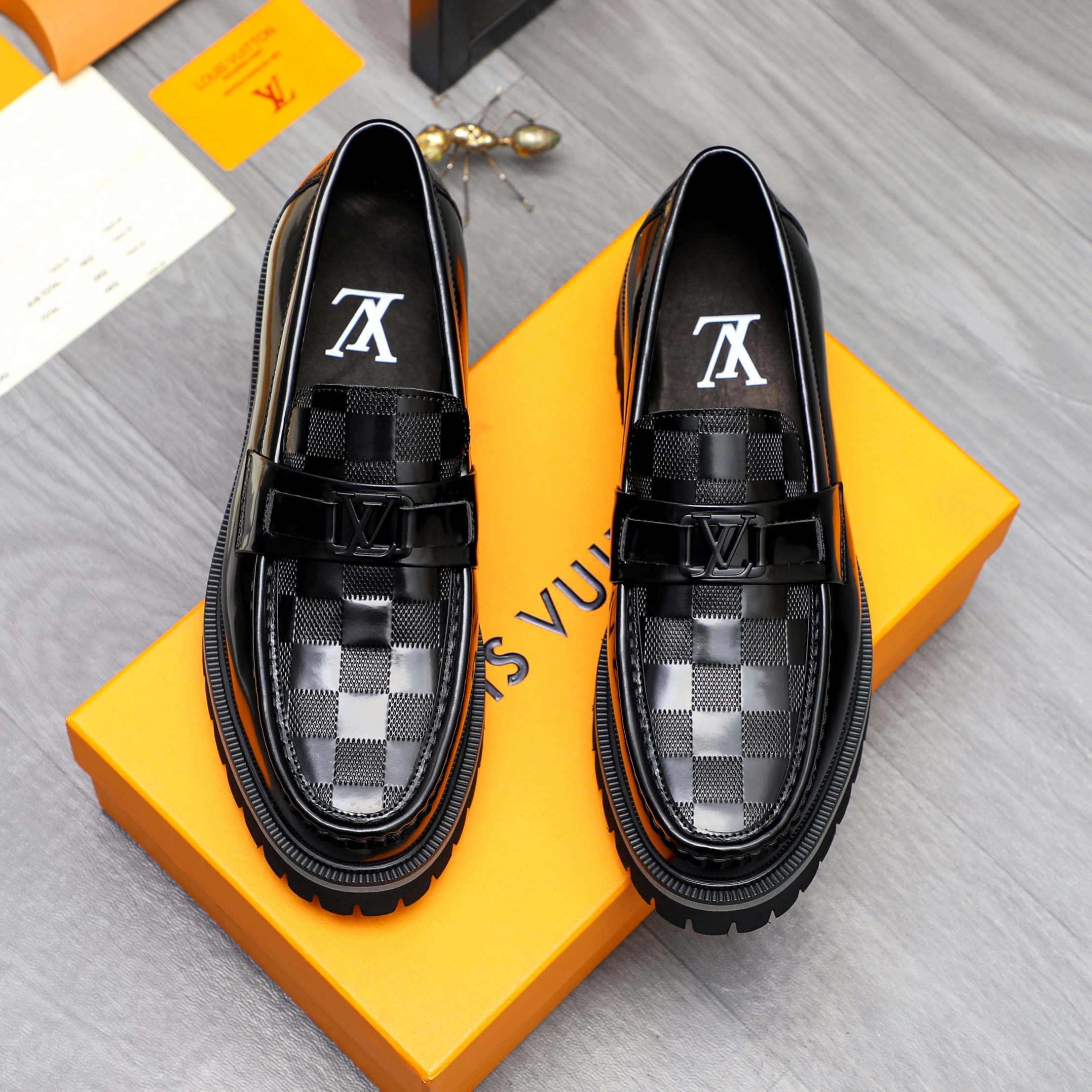 Louis Vuitton Men's Black Leather Damier Loafers Slip-Ons Dress Shoes 2 a1744098849084 4025