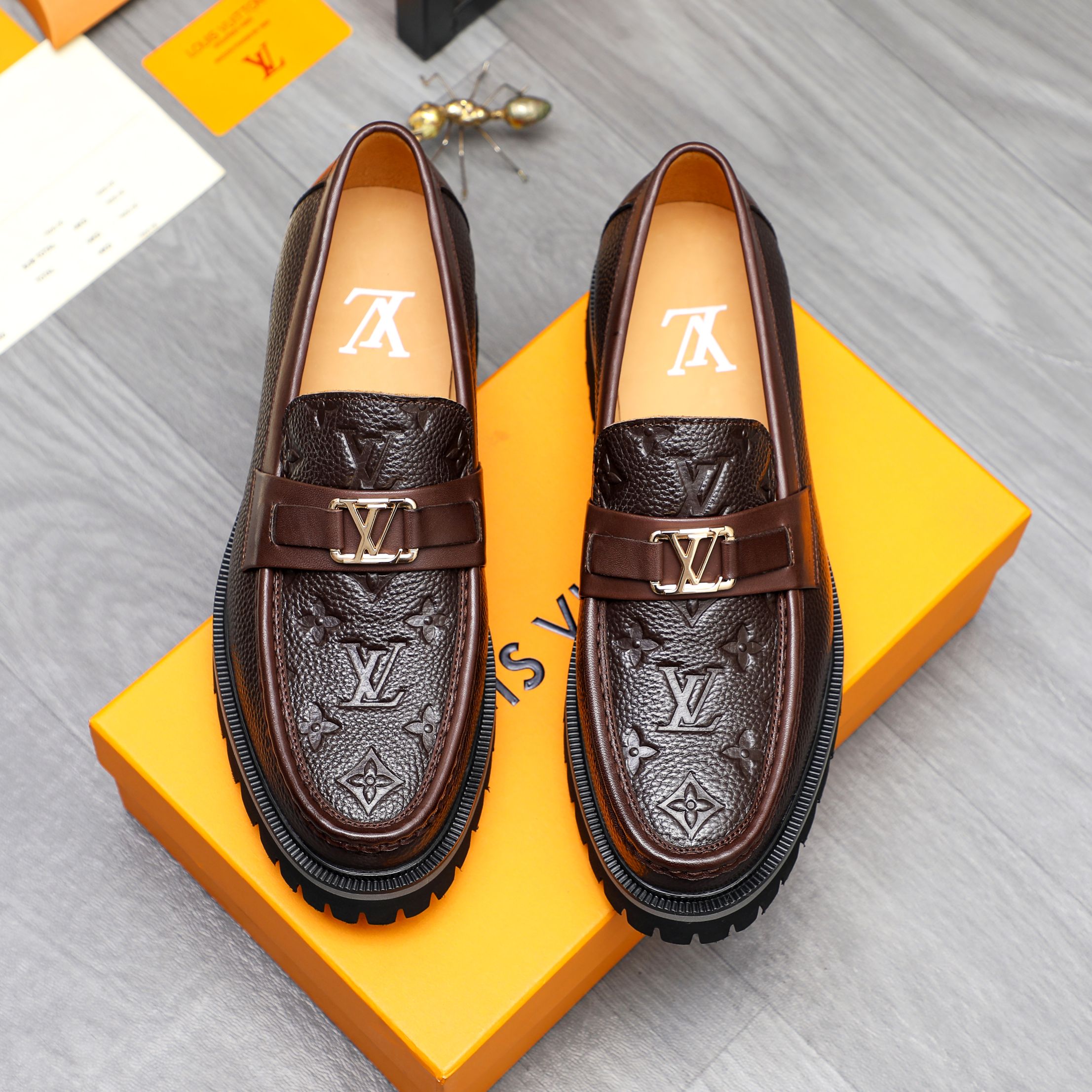 Louis Vuitton Men's Embossed Leather Loafers - Business Casual Slip-Ons 3 a1744099188071 1678