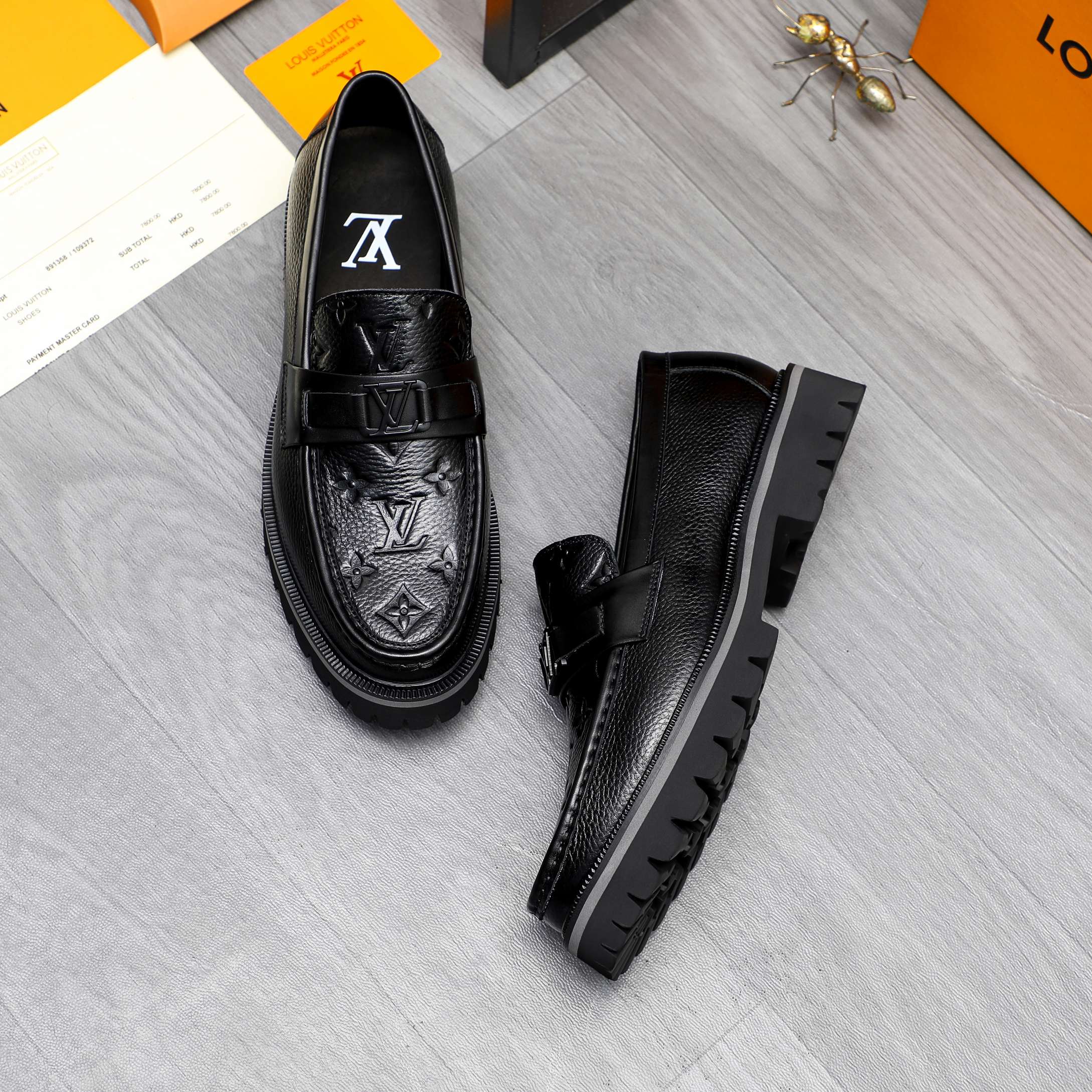 Louis Vuitton Men's Embossed Leather Loafers Business Casual Slip-Ons Size 39-44 5 a1744099573957 1027