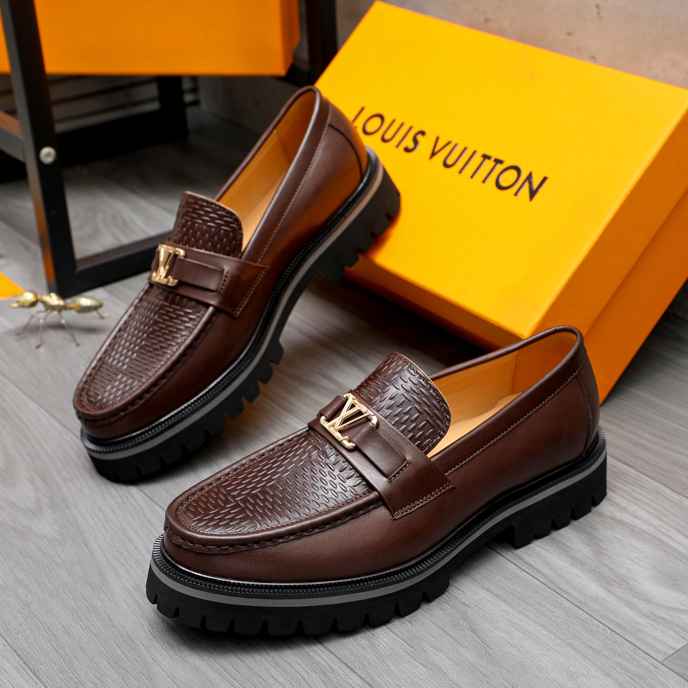 Louis Vuitton Men's Leather Loafers, Slip-On Style, Sizes 39-44 4 a1744100178761 2362