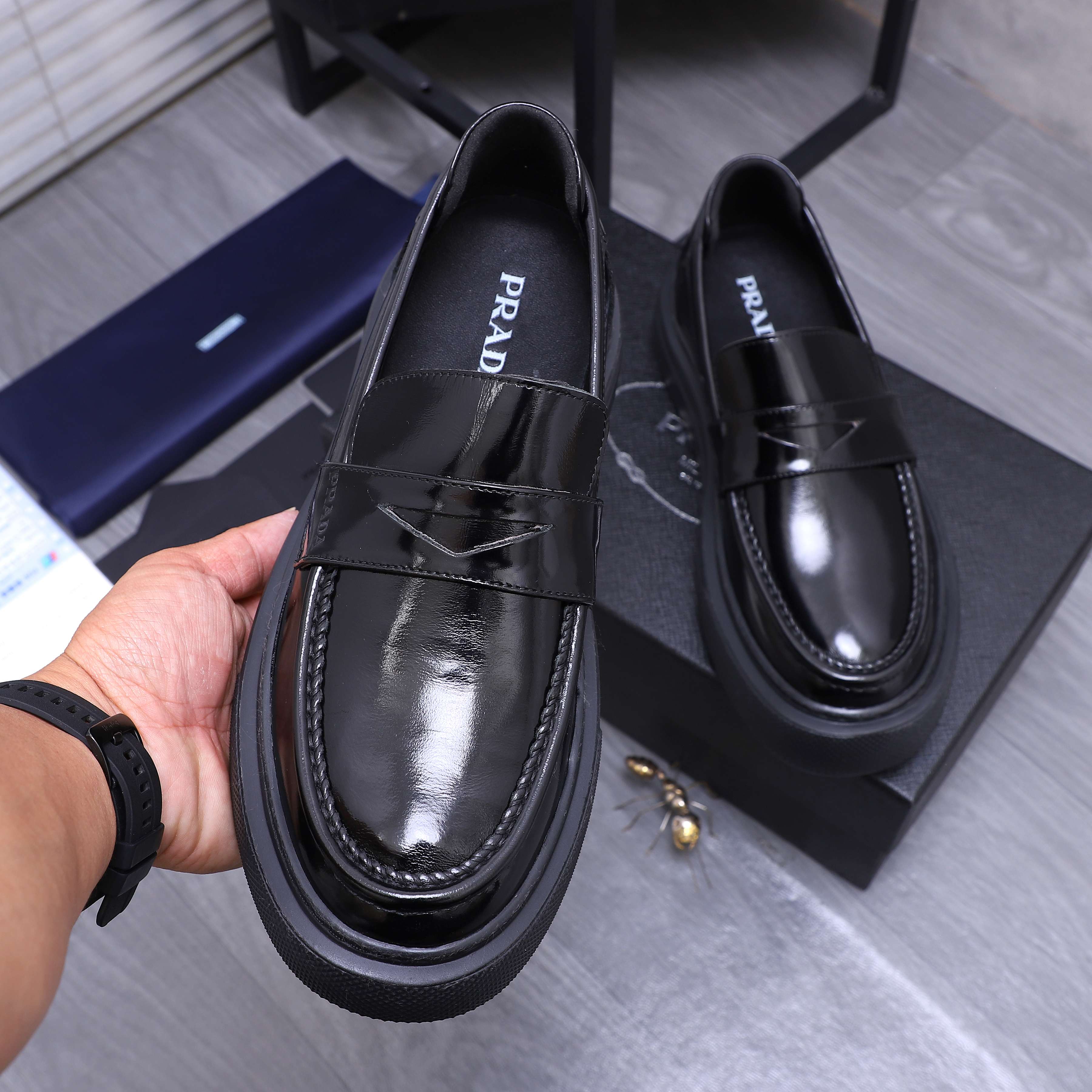 Prada Leather Loafers: Business Style Slip-Ons, Sizes 38-44 6 a1744290844268 7777