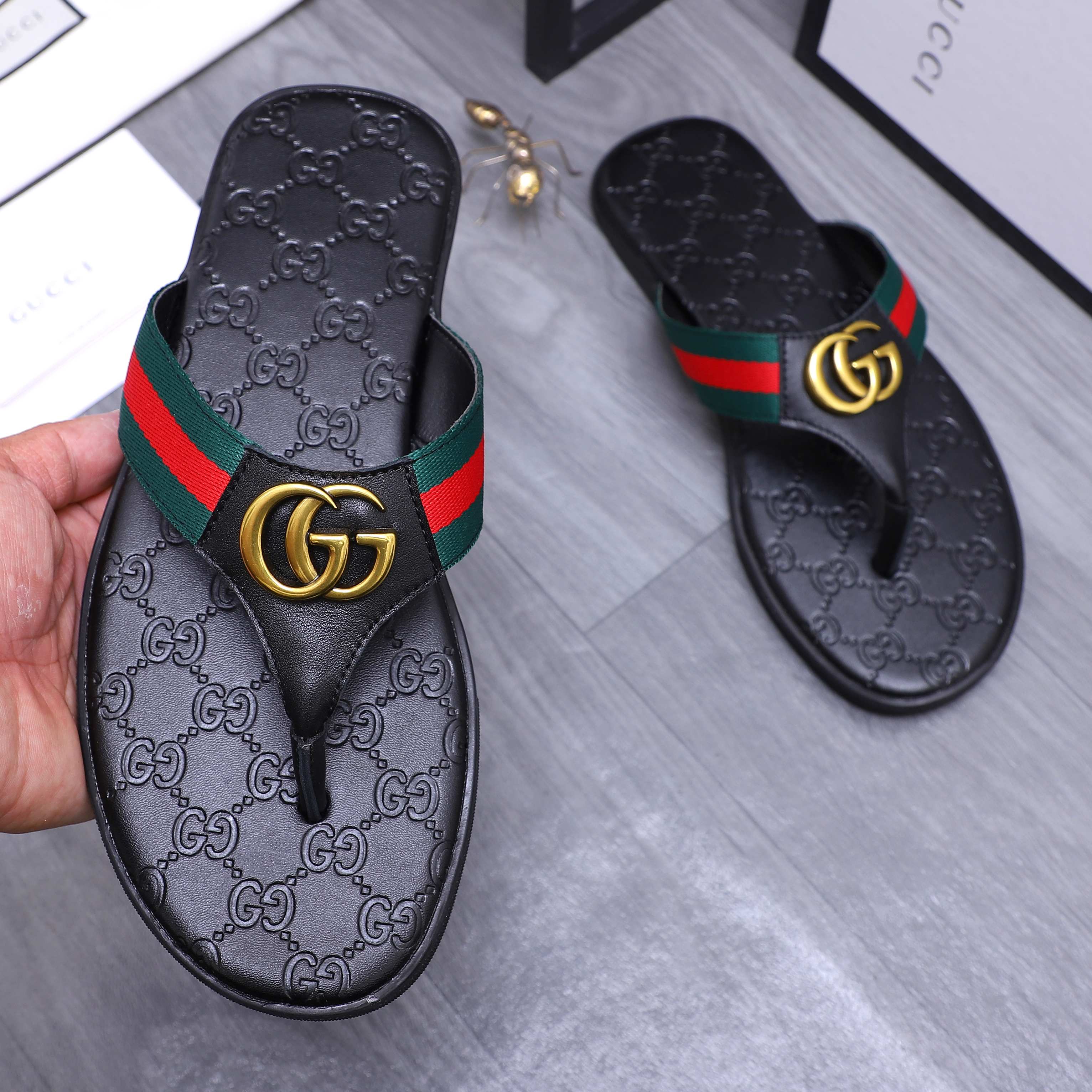 Gucci Men's Leather Thong Sandals with GG Logo Detail - Size 38-44 6 a1744354588092 0430