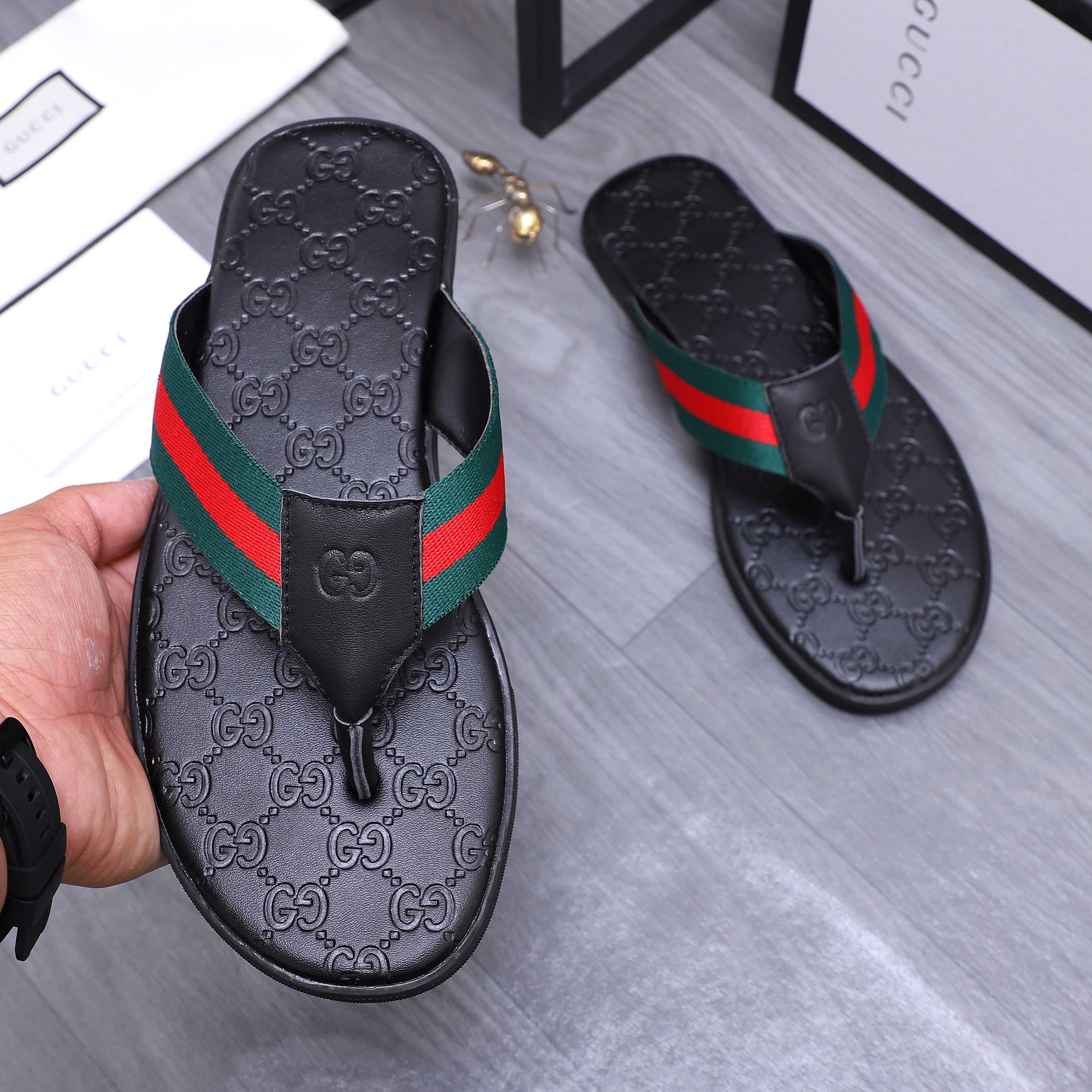 Gucci Men's Leather Thong Sandals Slides Black Summer Beach Shoes 6 a1744355162863 6285