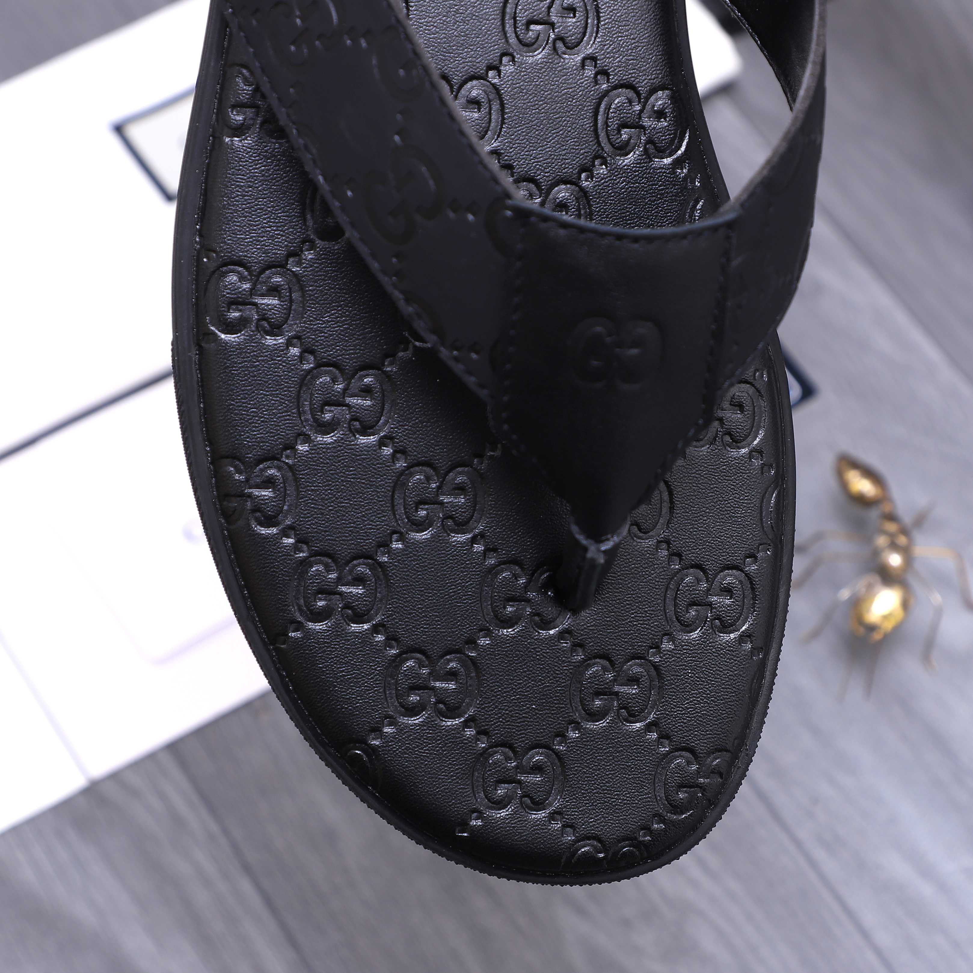 Gucci Men's Leather Thong Sandals with GG Logo and Web Stripe 10 a1744355390195 6645