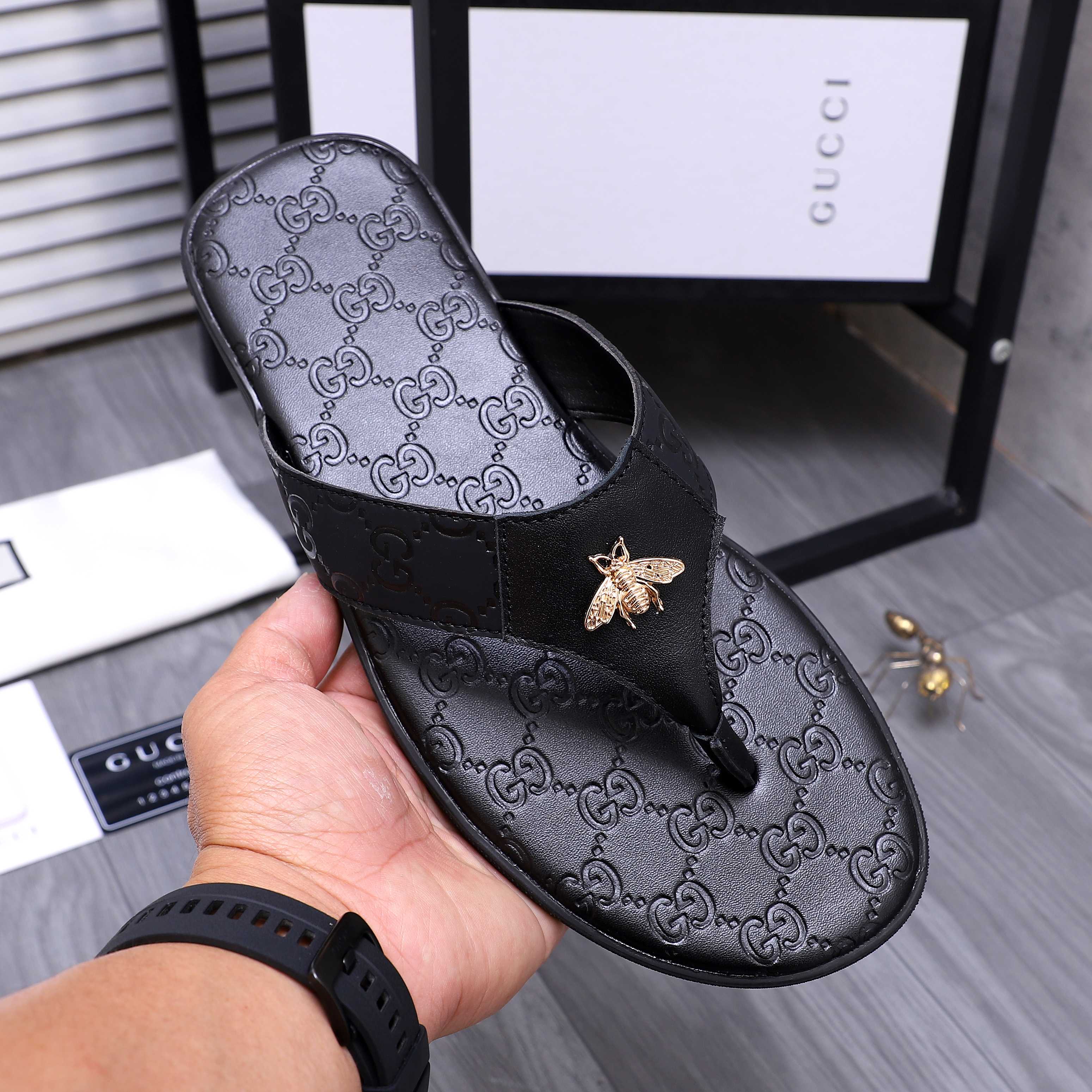 Gucci Embossed Leather Thong Sandals with Iconic Logo and Bee Details 8 a1744355539860 0277