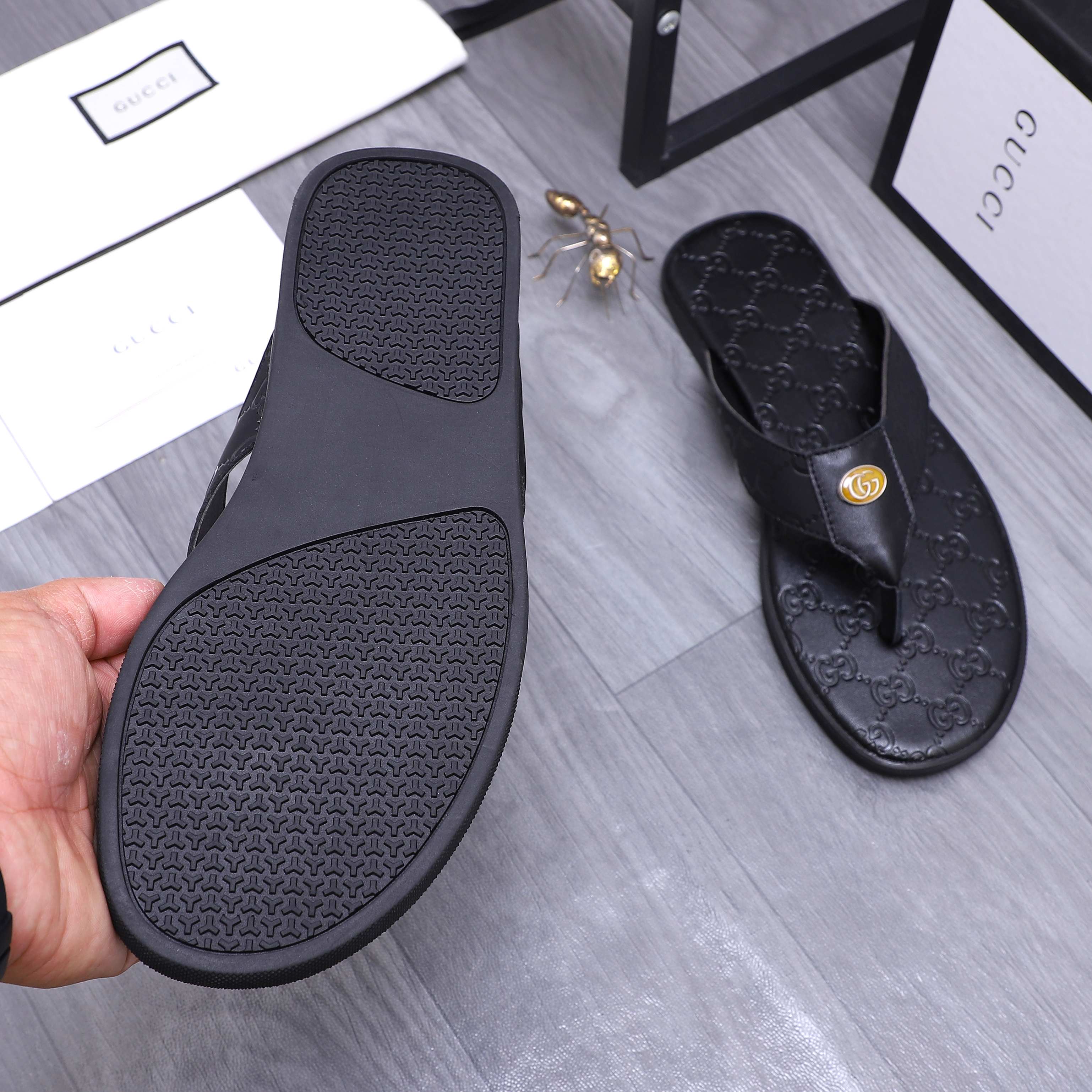 Gucci Embossed Leather Thong Sandals - Luxurious Comfort & Style (Sizes 38-44) 9 a1744355819832 5781