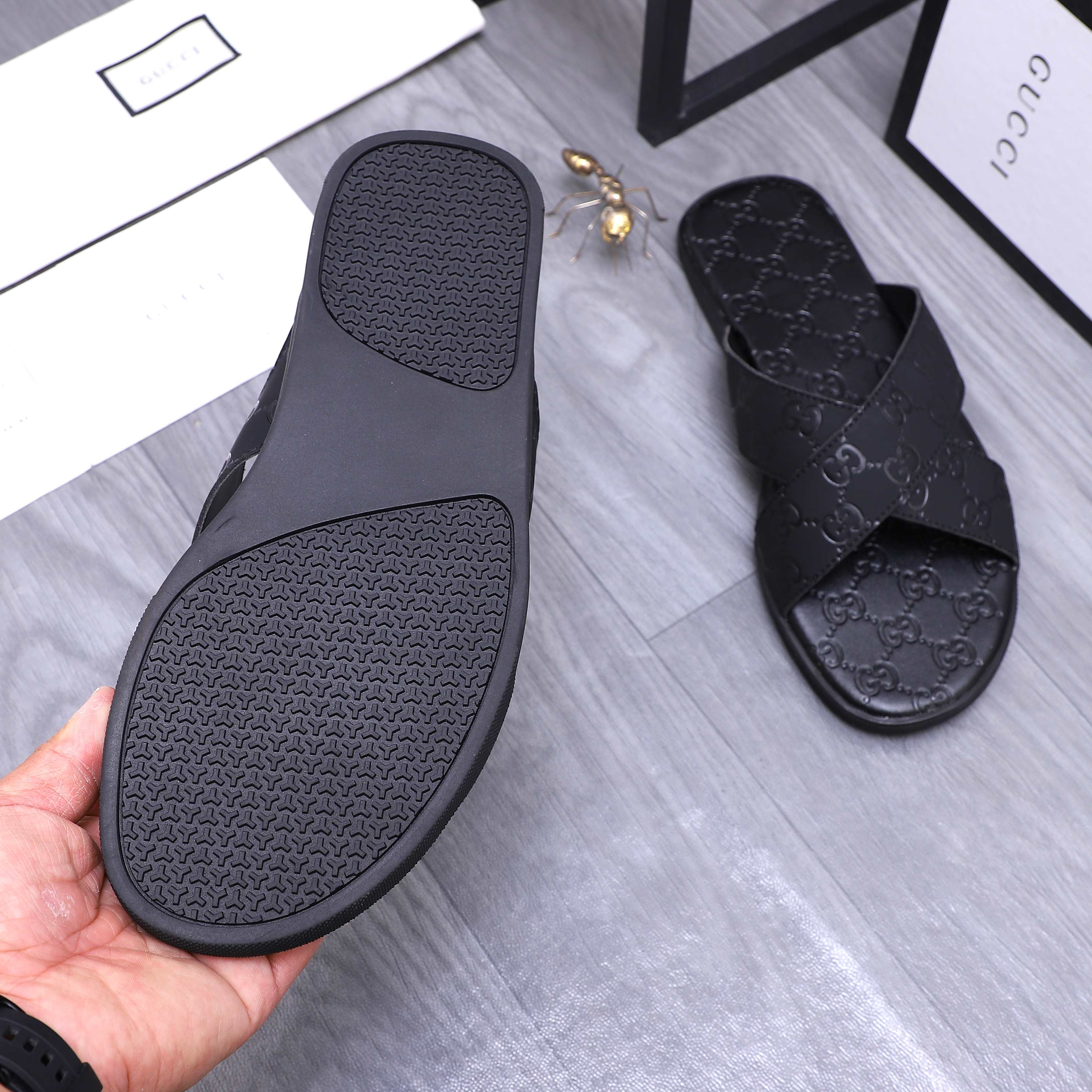 Gucci Men's Black Leather GG Embossed Cross Strap Slide Sandals 8 a1744356079016 0831