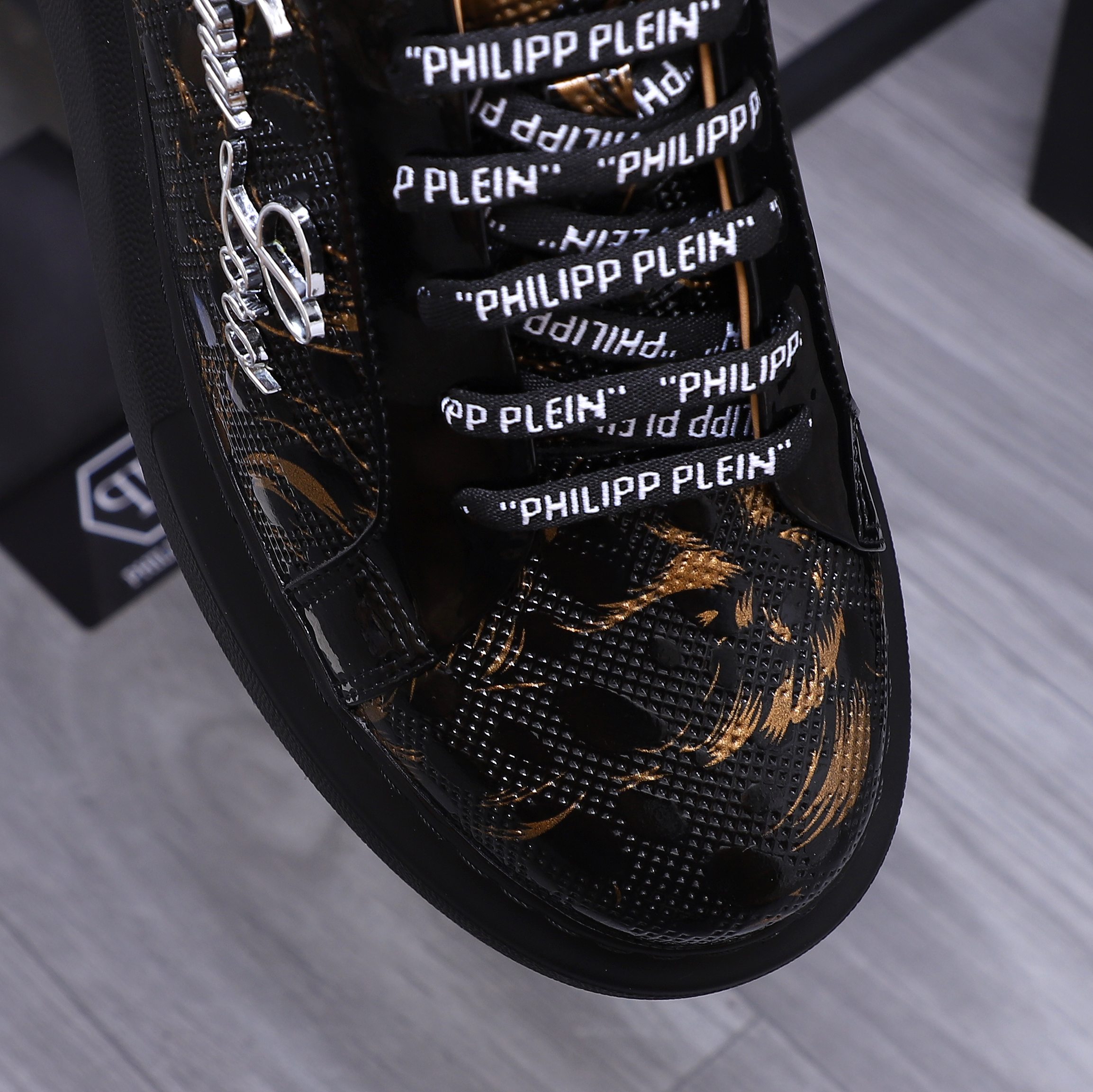 Philipp Plein Embossed Leather Lace-Up Sneakers - Stylish Comfort 9 a1744701697148 0058