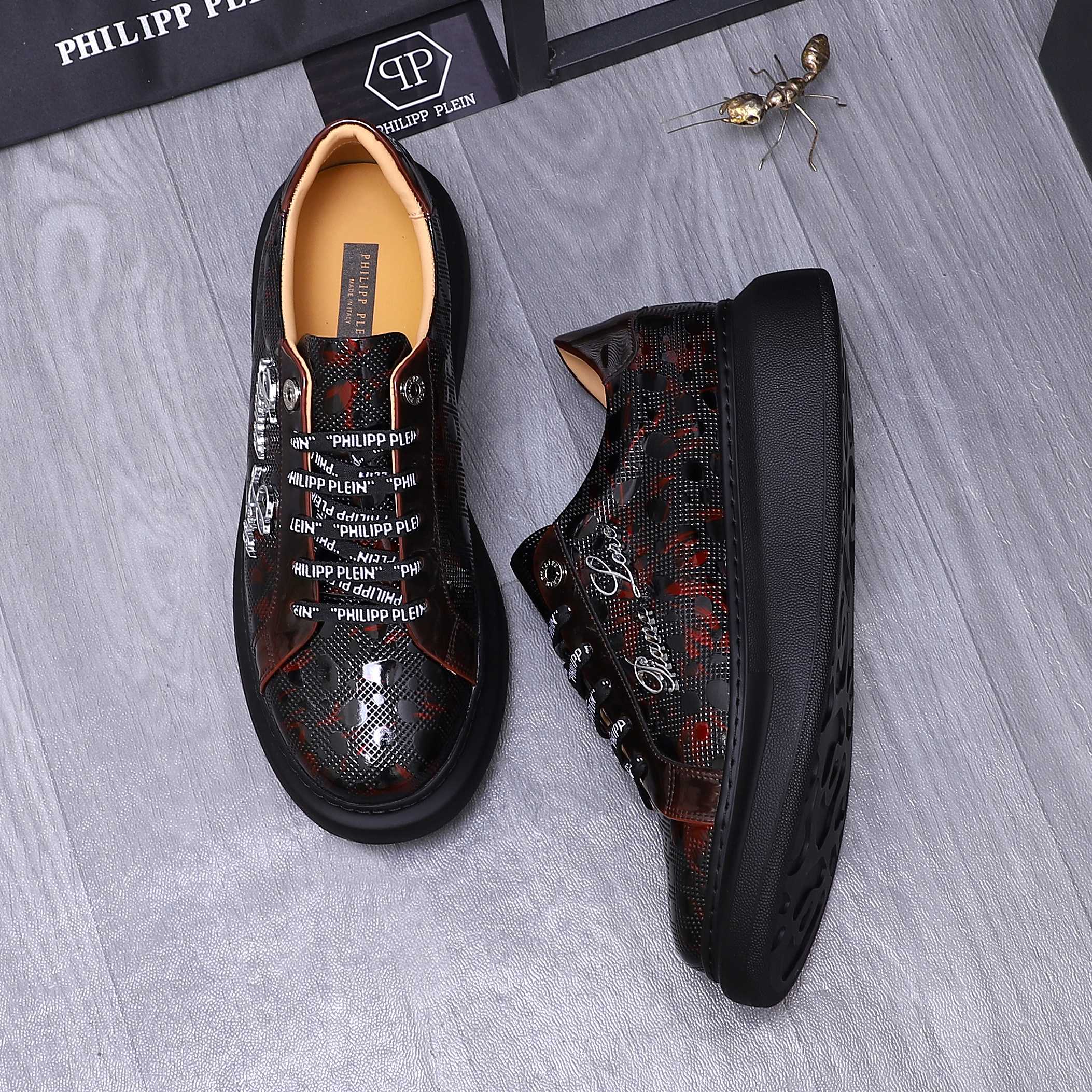 Philipp Plein Men's Embossed Leather Sneakers with Metal Logo - Size 38-44 5 a1744701837032 1331