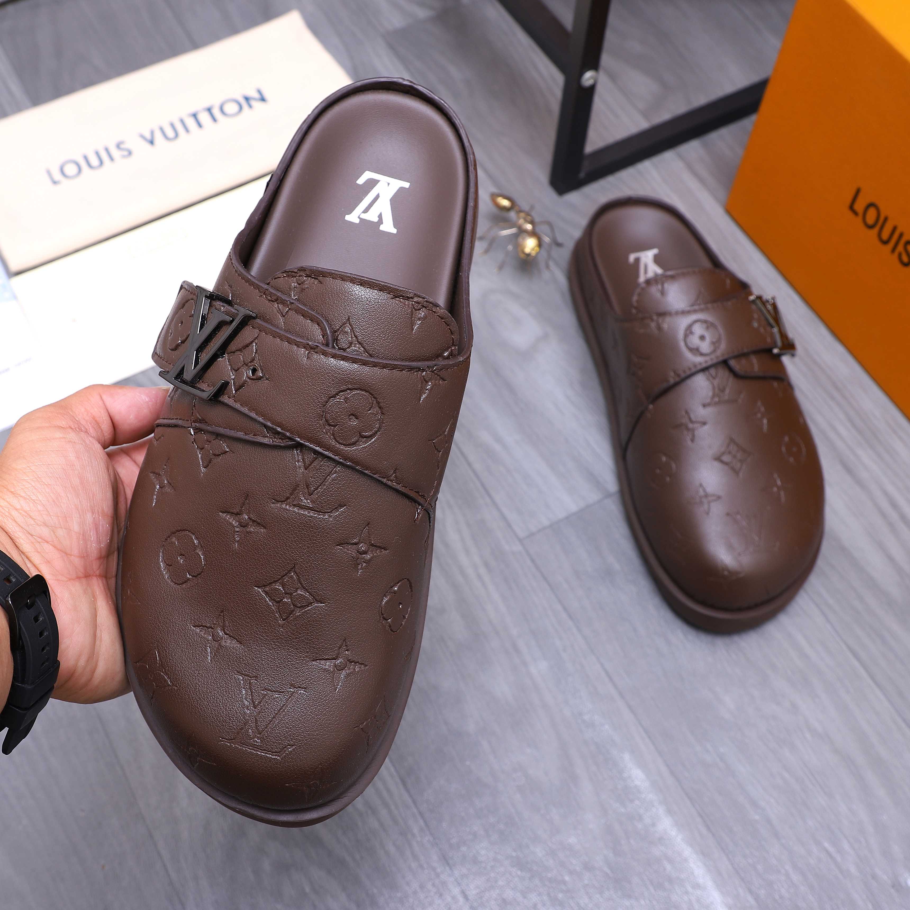Louis Vuitton Men's Half Slippers, Genuine Leather, Classic Monogram 6 a1744783772524 5123
