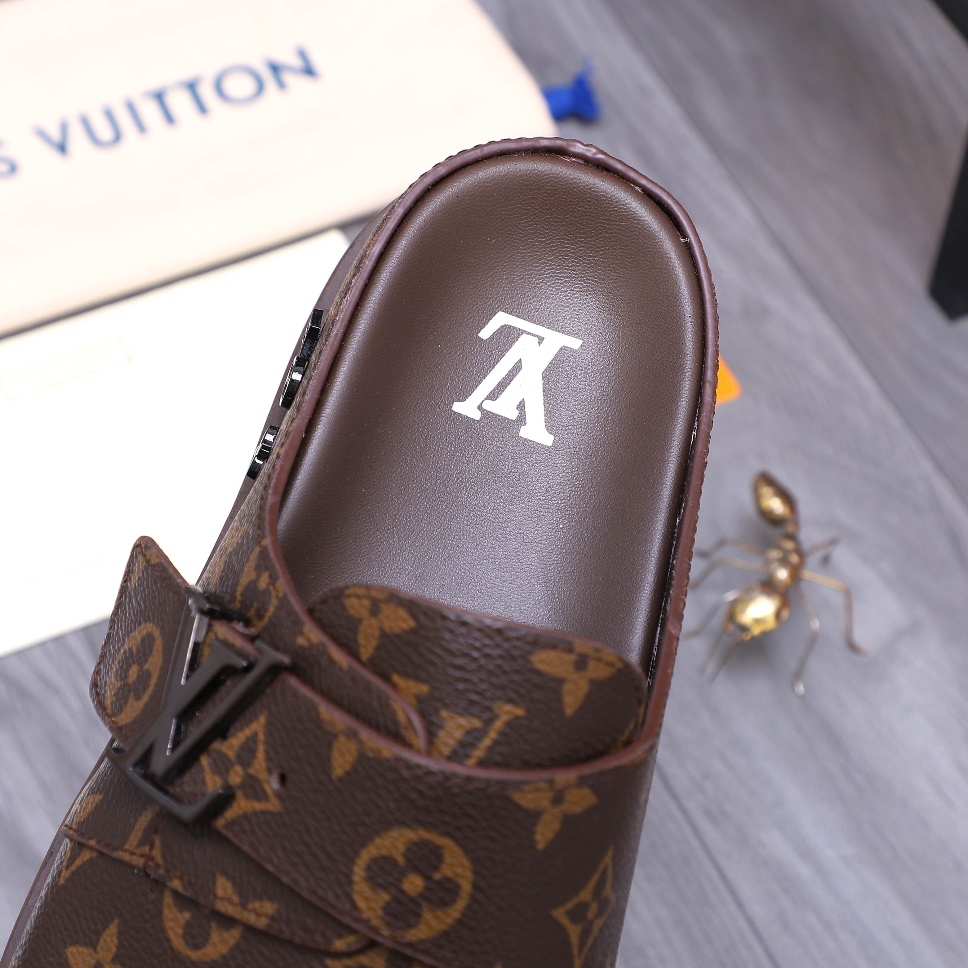 Louis Vuitton Men's Half Slippers Mules Leather Upper Original Sole 11 a1744783992119 7328