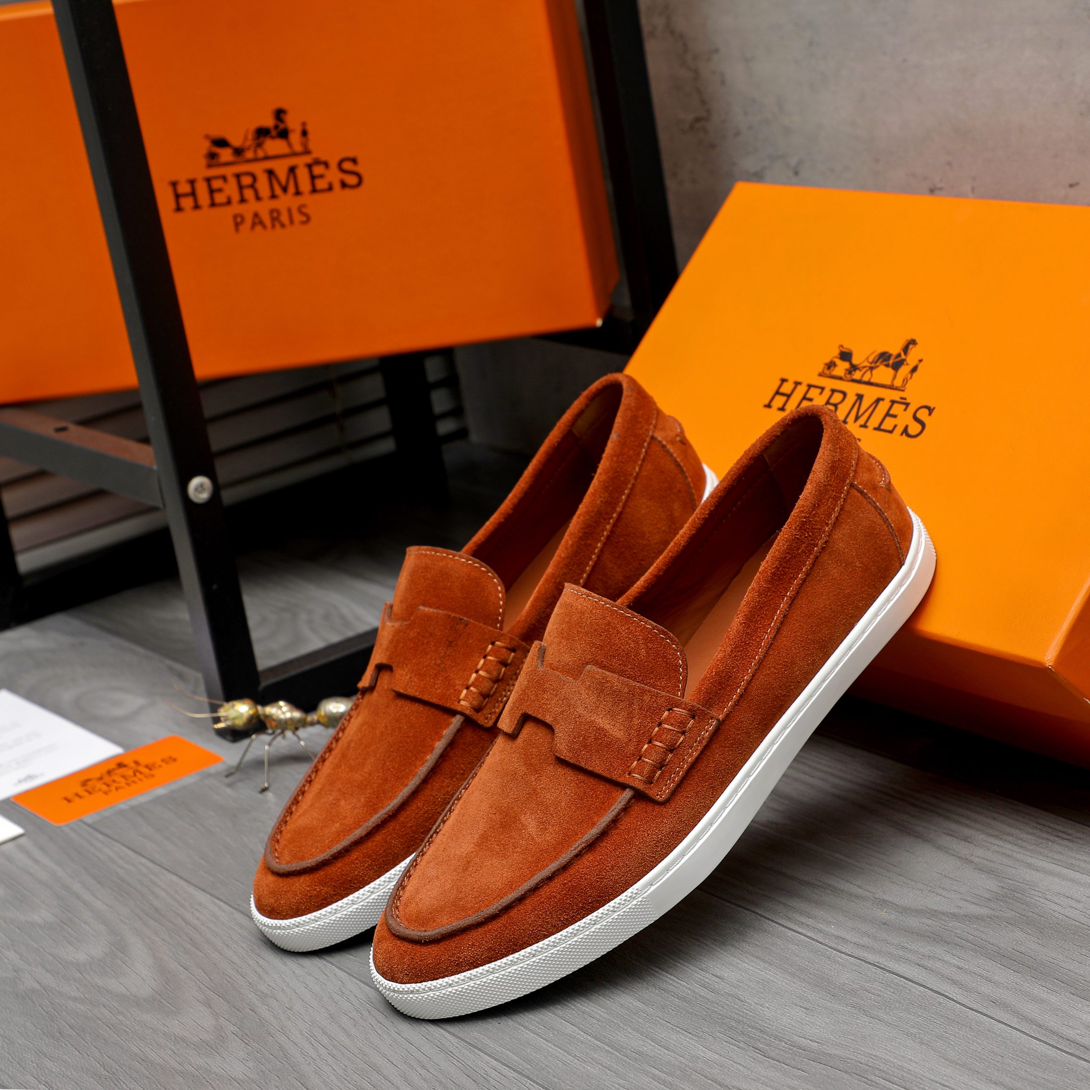 Hermès Men's Leather and Suede Loafers Slip-Ons, Size 39-44 3 a1744789501428 5665
