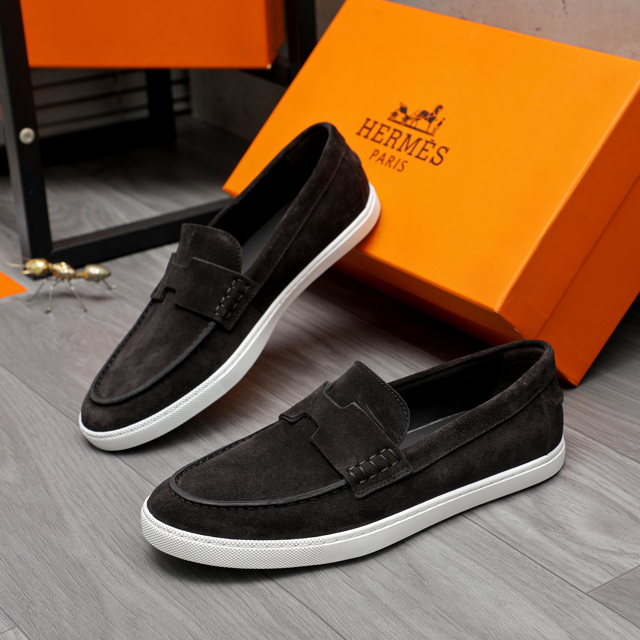 Hermes Men's Casual Slip-On Loafers in Leather and Suede | Sizes 39-44 4 a1744789651407 2040