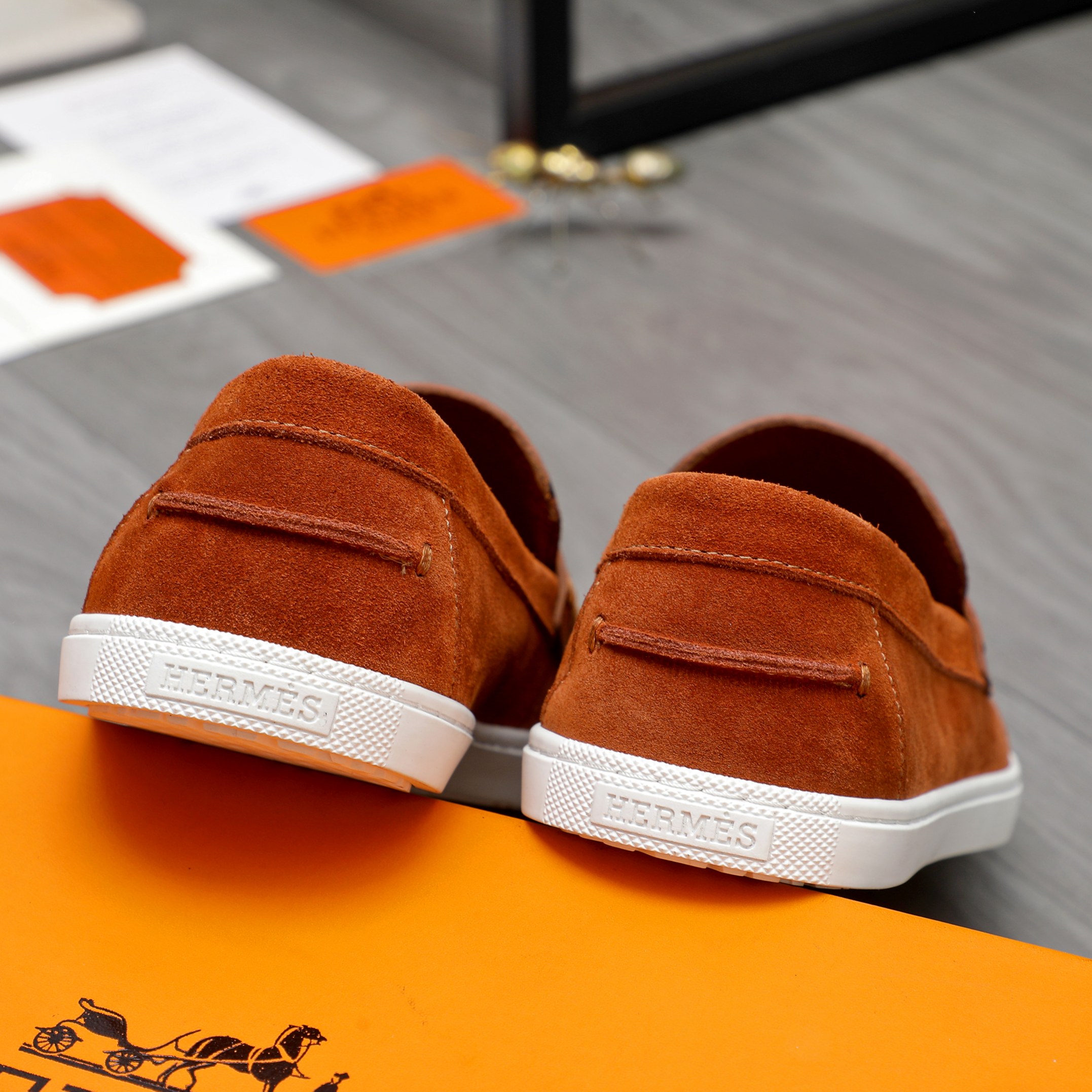 Hermès Men's Leather Loafers: Stylish Comfort in Every Step 11 a1744790445408 5608