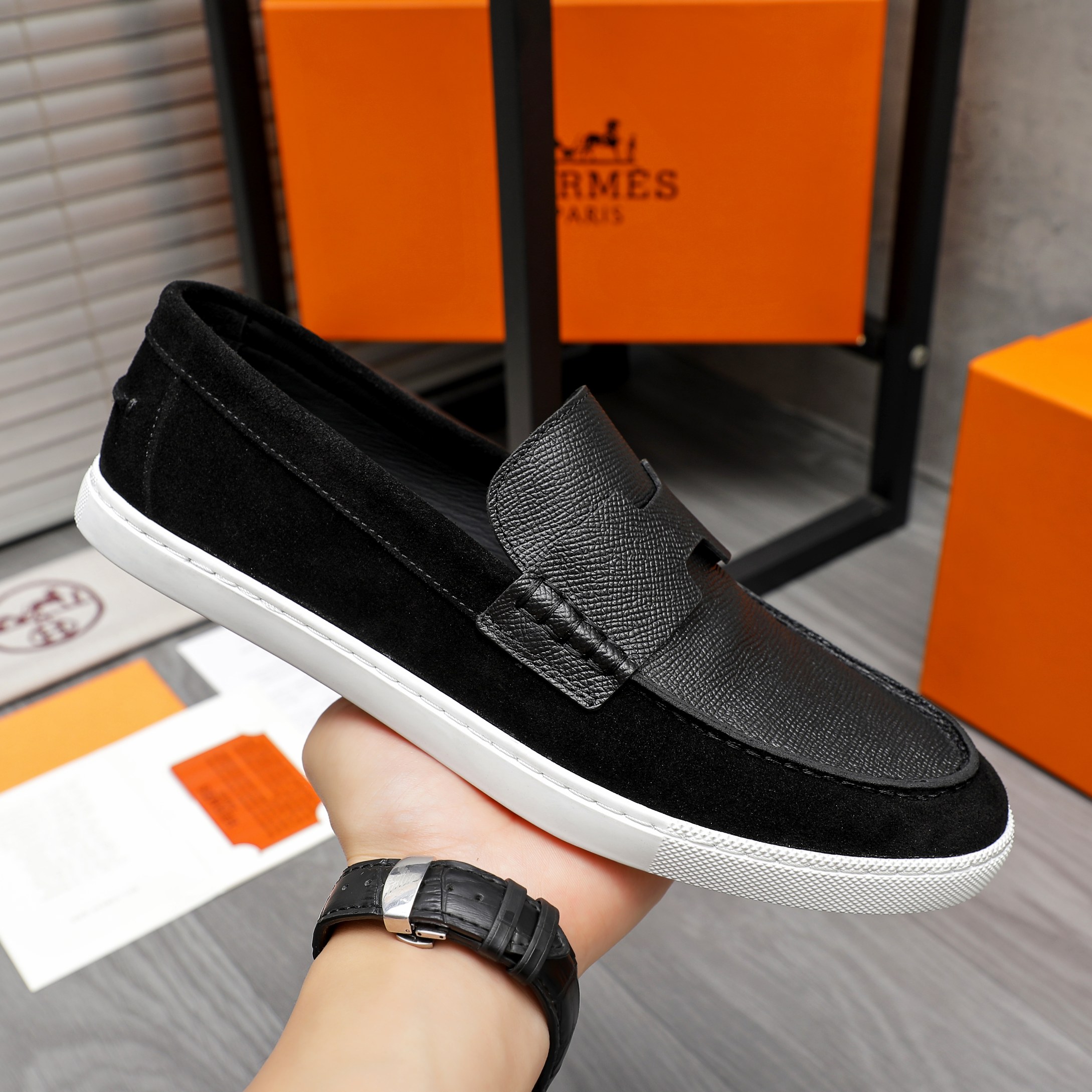 Hermes Men's Leather Loafers Slip-ons, Size 39-44 | Casual & Stylish 7 a1744790608476 1355