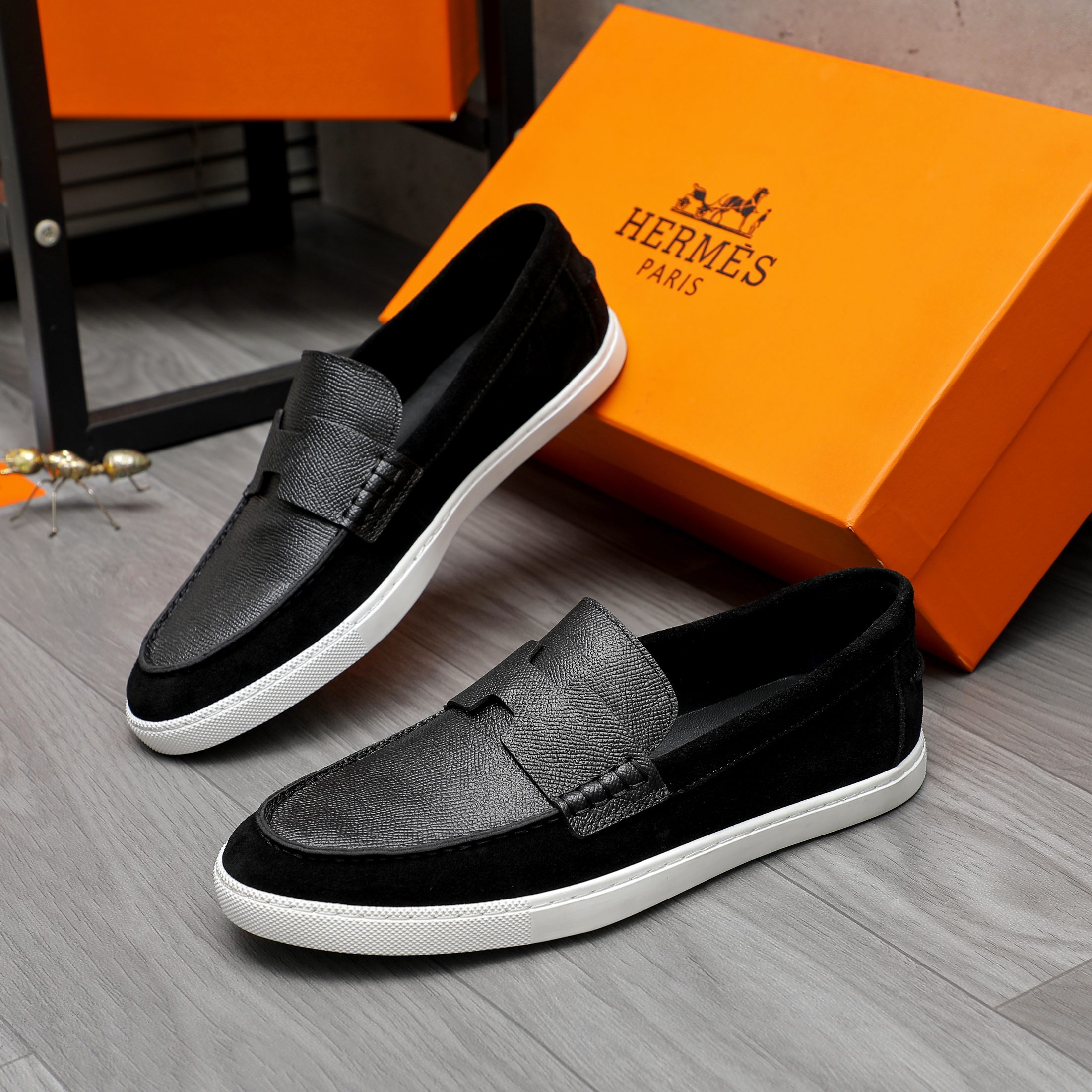 Hermes Men's Leather Loafers Slip-ons, Size 39-44 | Casual & Stylish 4 a1744790608732 1443
