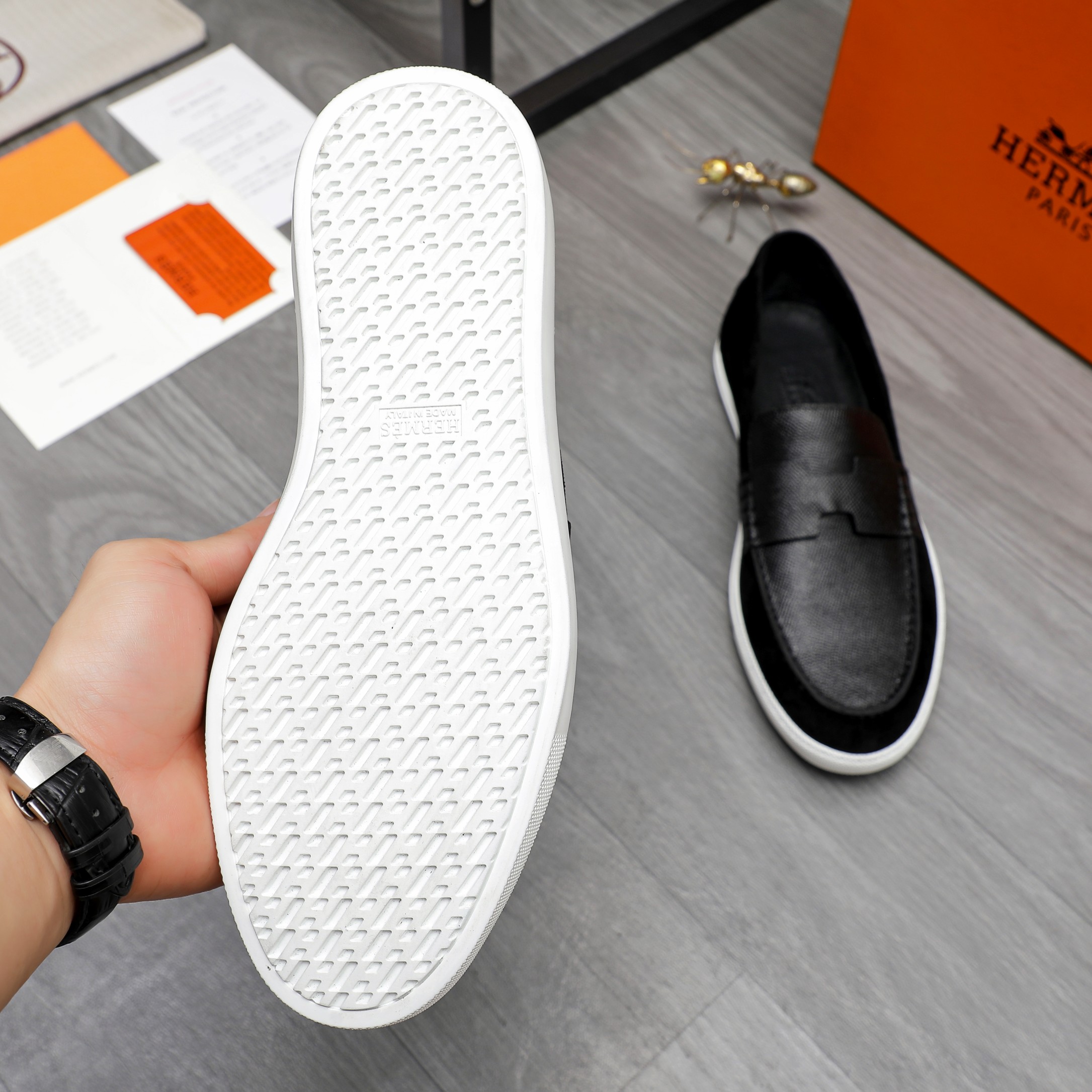 Hermes Men's Leather Loafers Slip-ons, Size 39-44 | Casual & Stylish 8 a1744790610096 2703