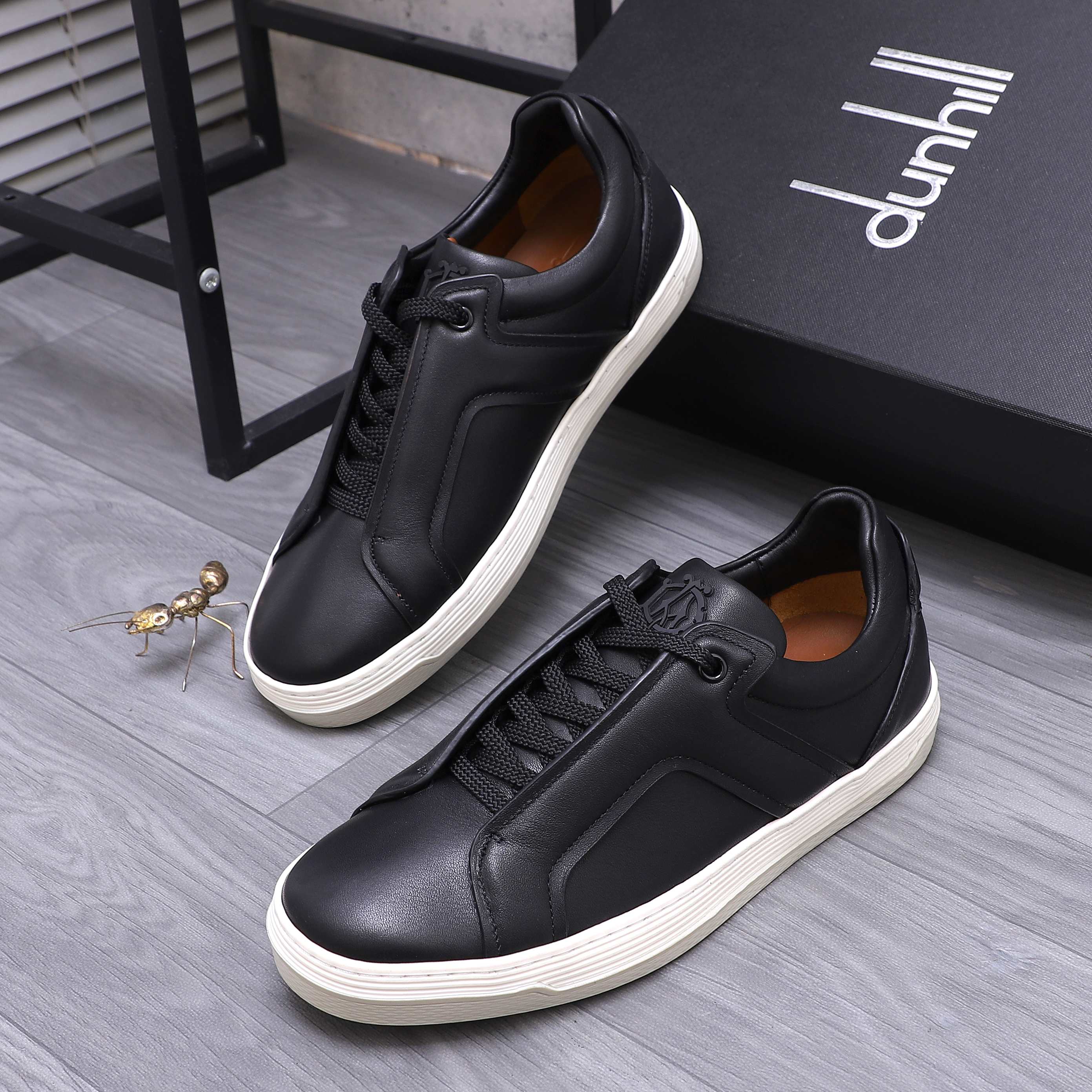 Dunhill Men's Casual Leather Sneakers, Sizes 38-44 - Stylish Comfort 4 a1744875857528 5113