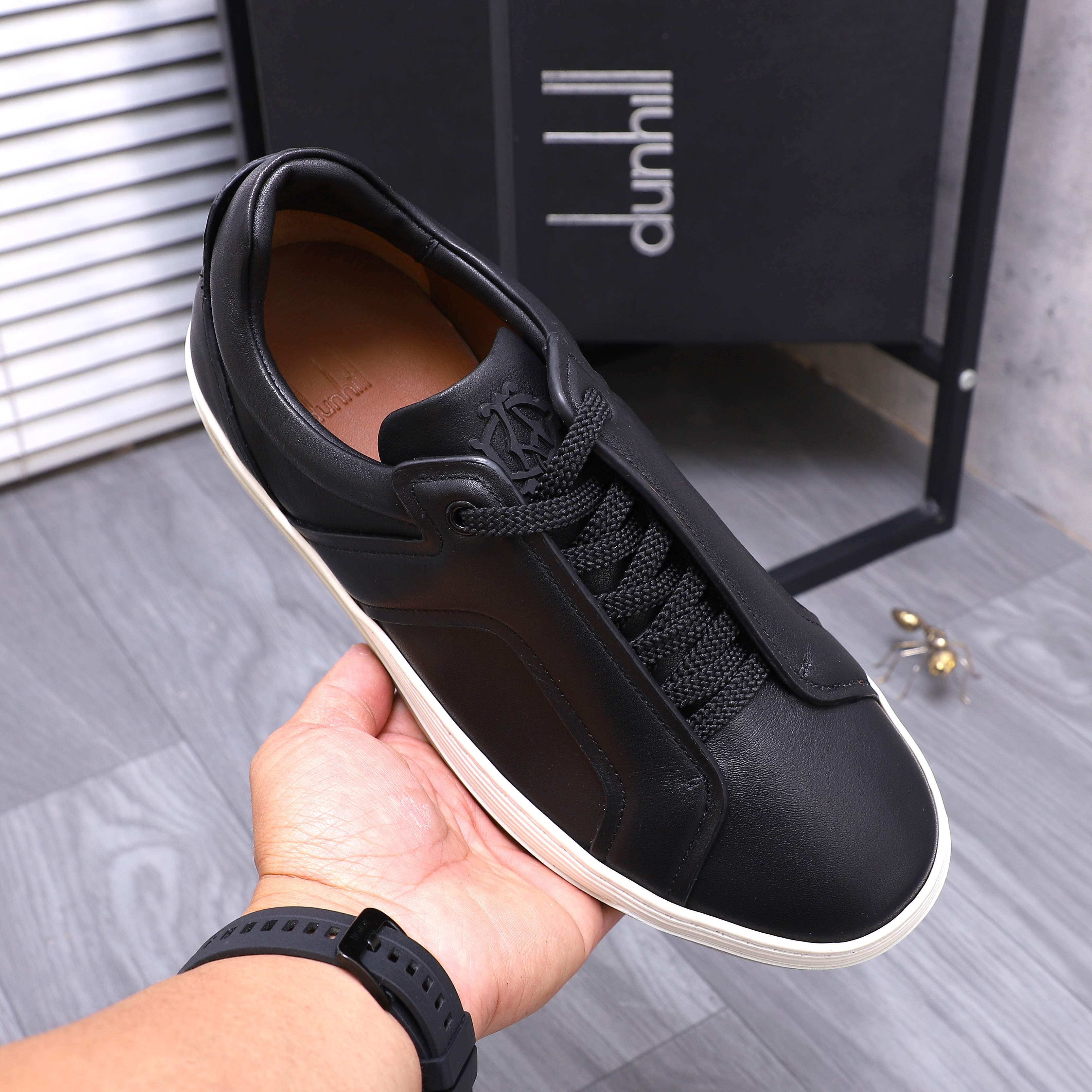 Dunhill Men's Casual Leather Sneakers, Sizes 38-44 - Stylish Comfort 7 a1744875860457 1852