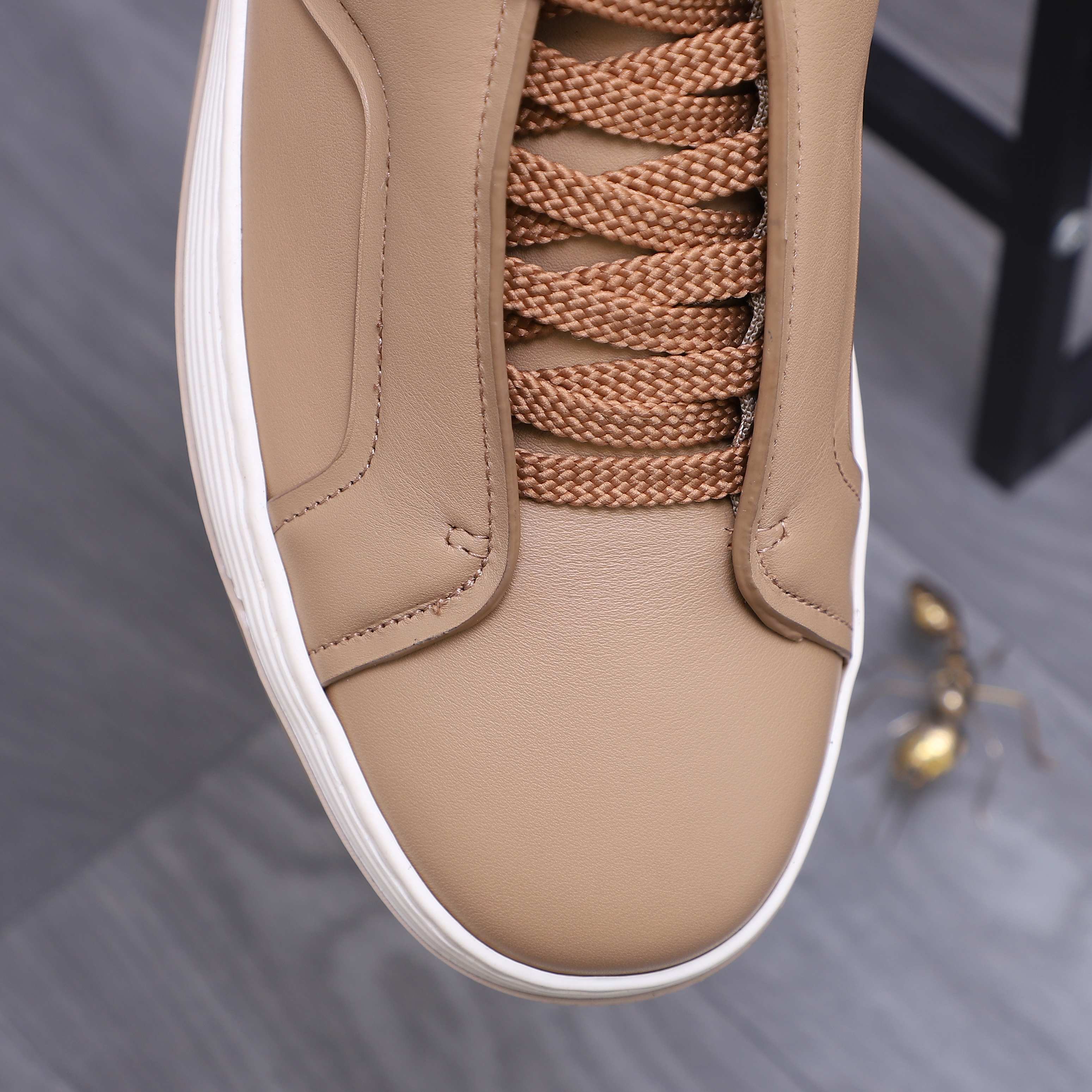 Dunhill Men's Casual Leather Sneakers - Comfortable and Stylish 9 a1744876210276 0706