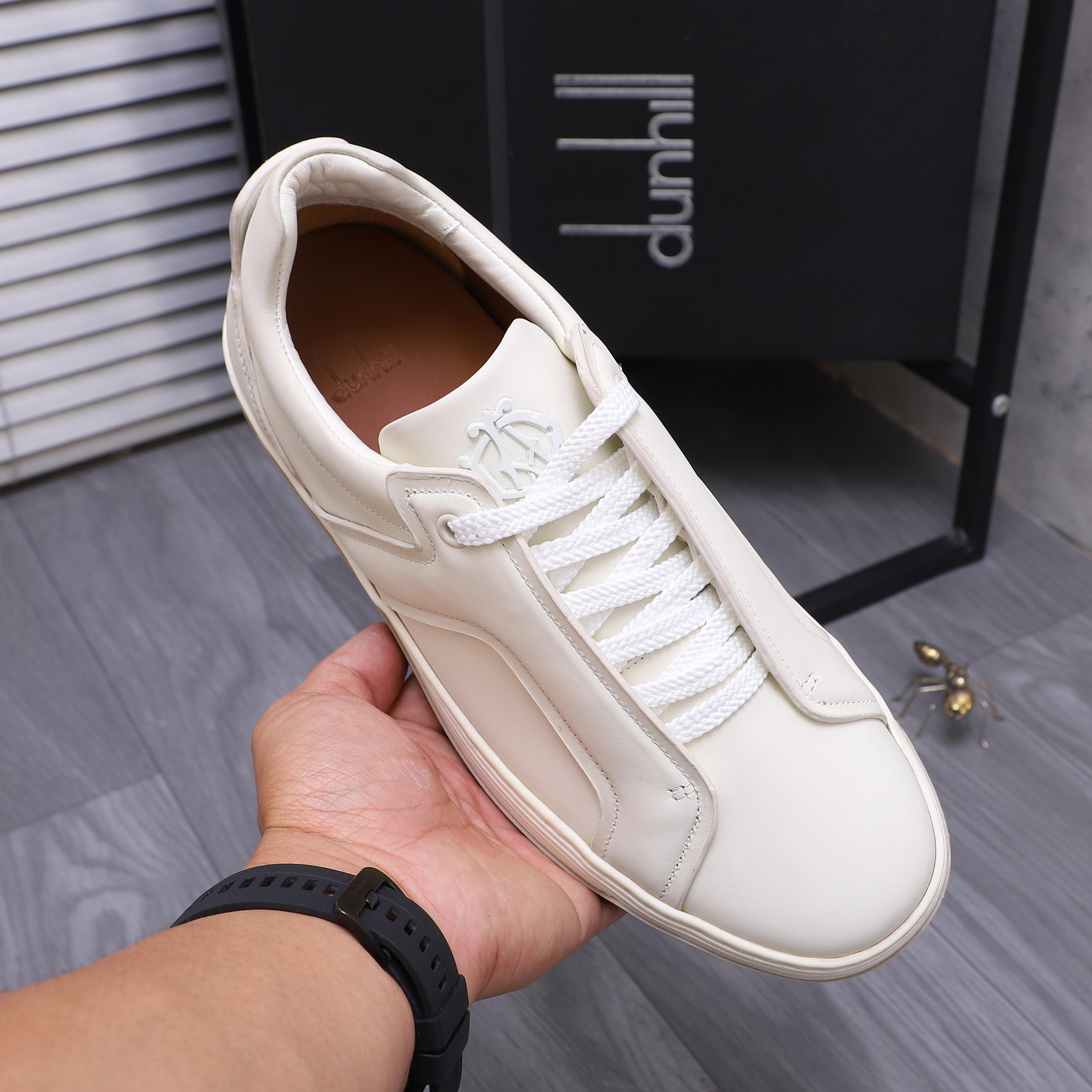 Dunhill Men's Classic Leather Sneakers: Stylish, Comfortable, and Durable 7 a1744876452989 0355