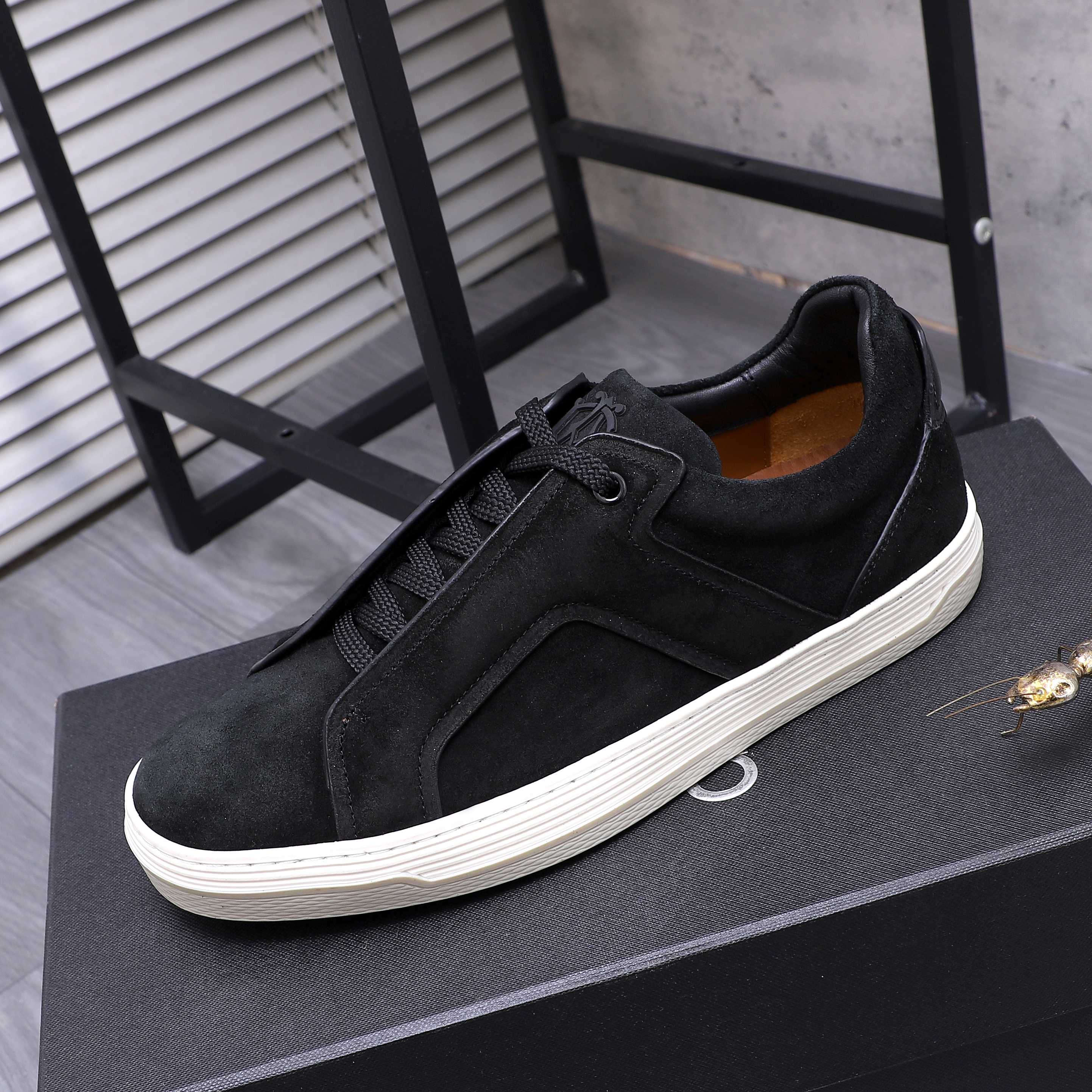 Dunhill Men's Suede Leather Casual Sneakers - Sizes 38-44 6 a1744877724234 4475