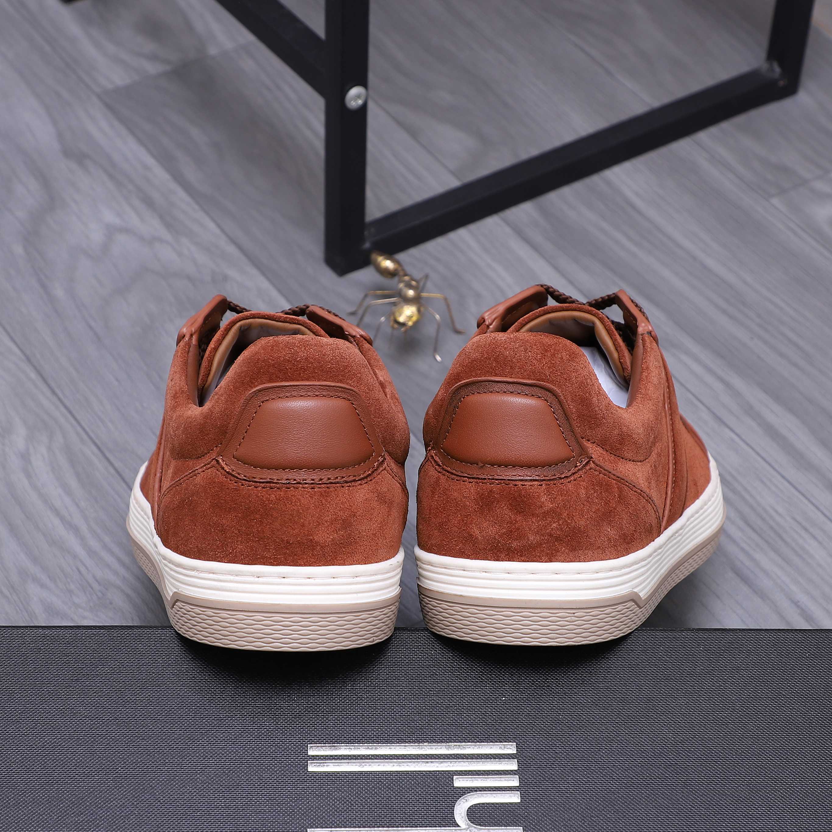 Dunhill Men's Suede Leather Casual Shoes, Sizes 38-44 9 a1744878013648 0818