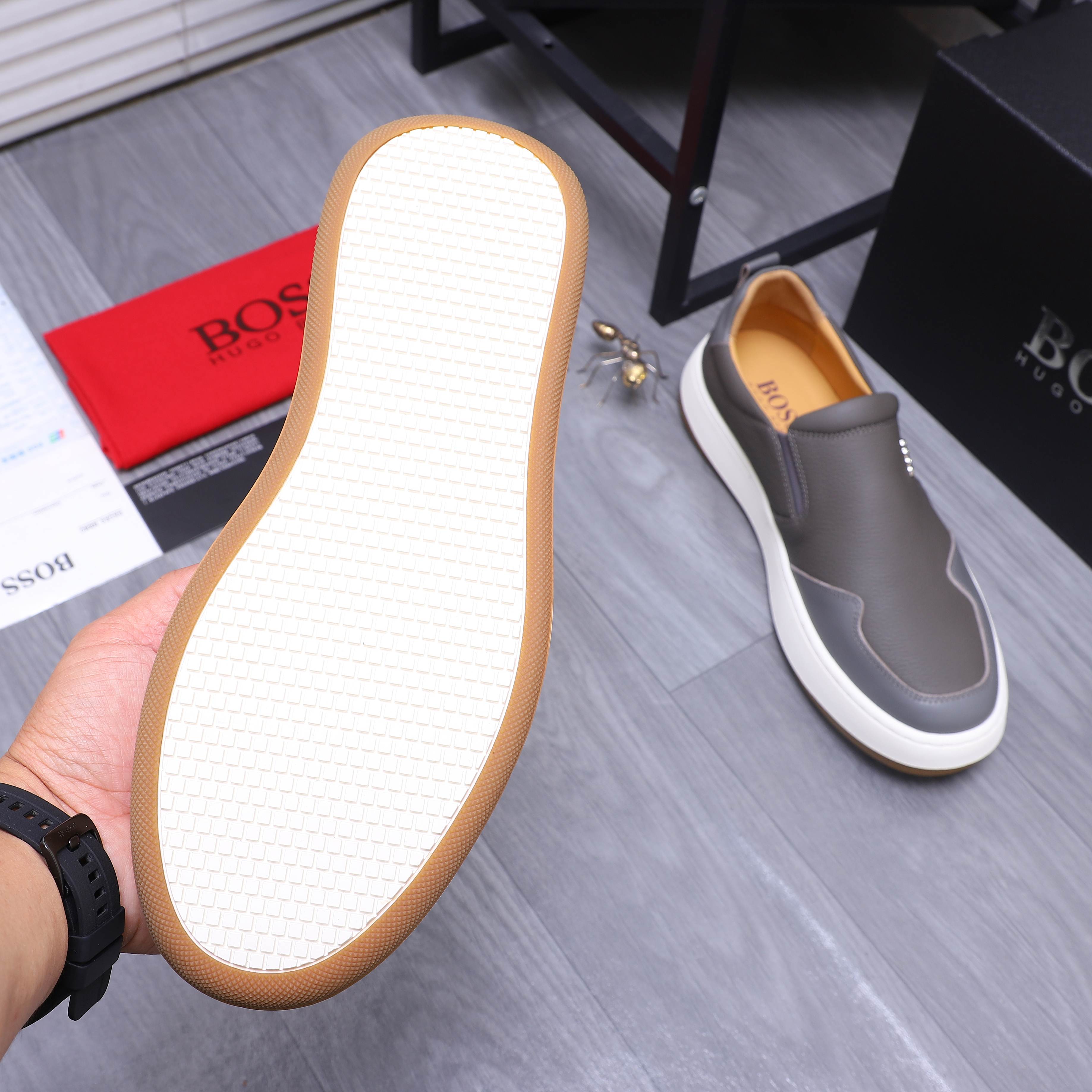 Hugo Boss Men's Leather Slip-On Sneakers Casual Loafers Shoes 8 a1745302849173 6427