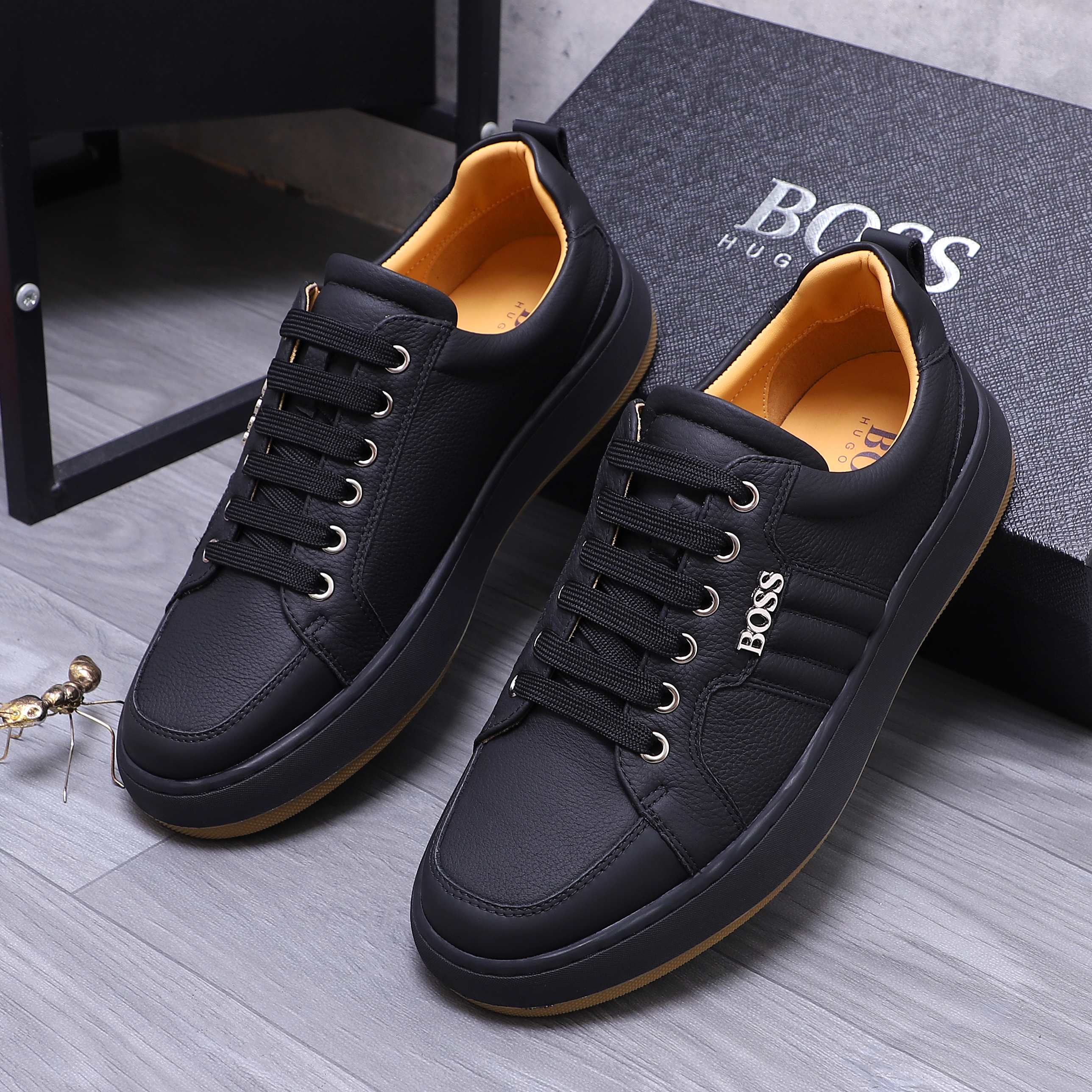 Hugo Boss Men's Leather Casual Sneakers Lace-Up Style 3 a1745303025449 7616