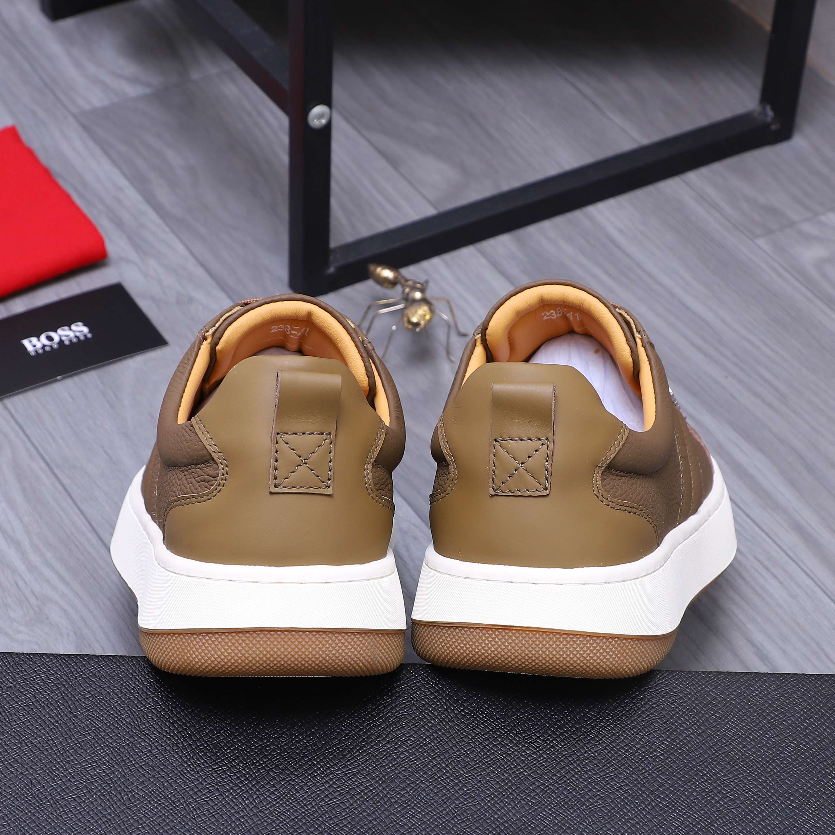 Hugo Boss Men's Leather Casual Sneakers,Sizes 38-44,Multiple Colors 11 a1745303290981 3810