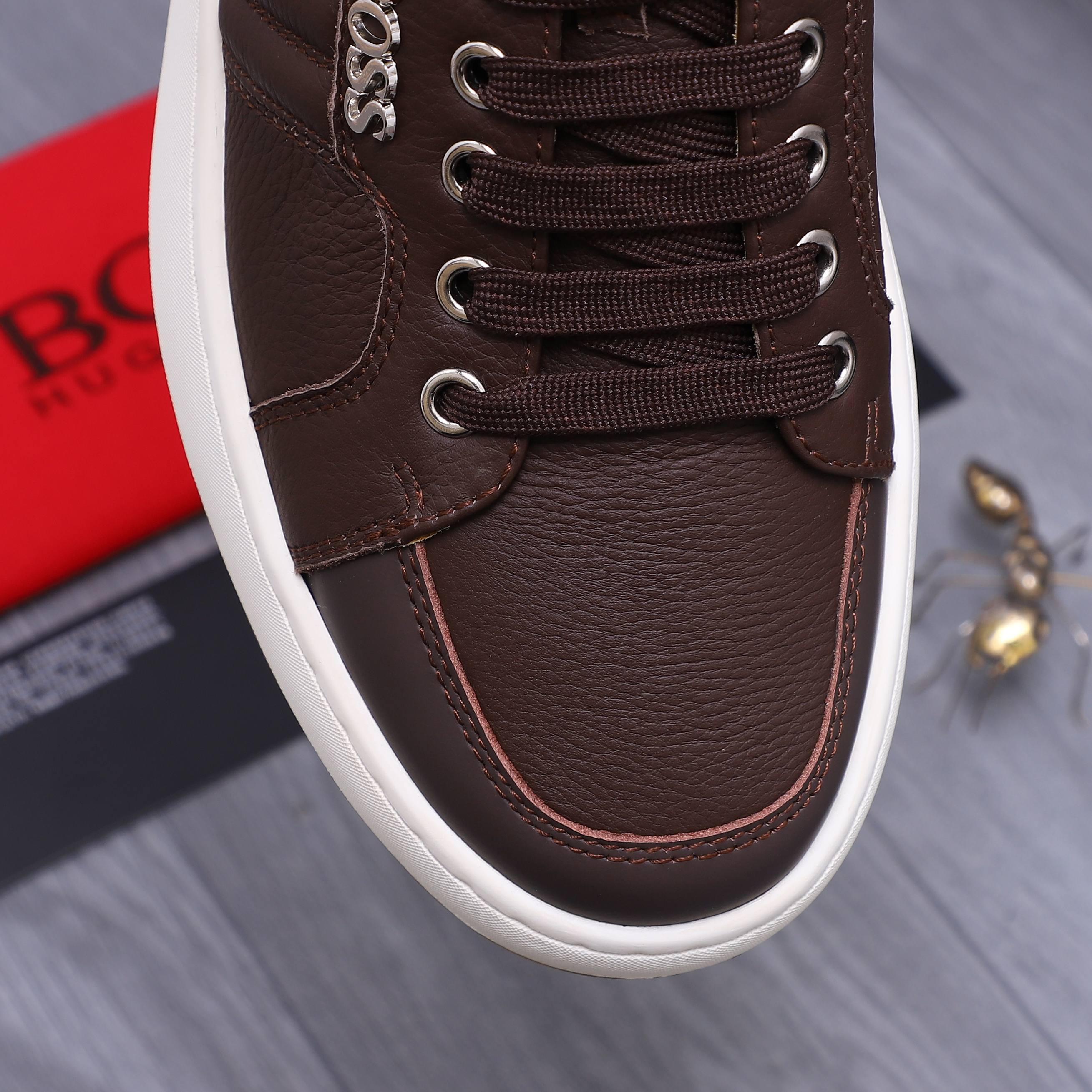 Hugo Boss Men's Leather Casual Sneakers - Stylish & Comfortable 9 a1745303384248 6164